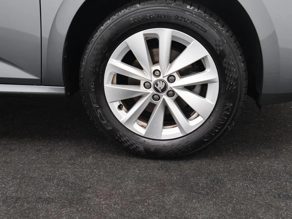 Škoda Kamiq Kamiq 1.0TSI 116PK *AUTOMAAT*VIRTUAL COCKPIT*CRUISE*PDC*APP-CONNECT*...*