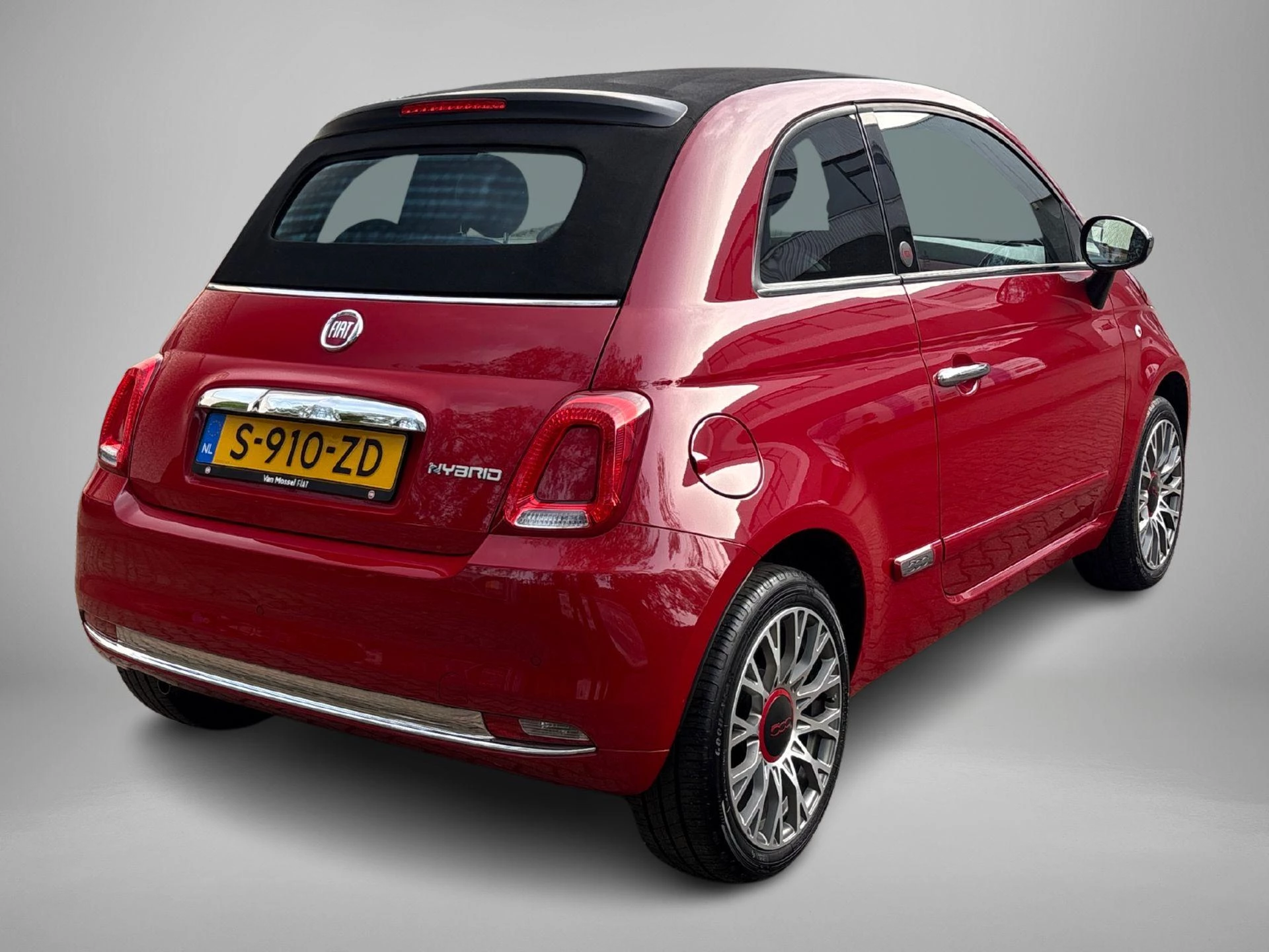 Fiat 500C 1.0 Hybrid RED