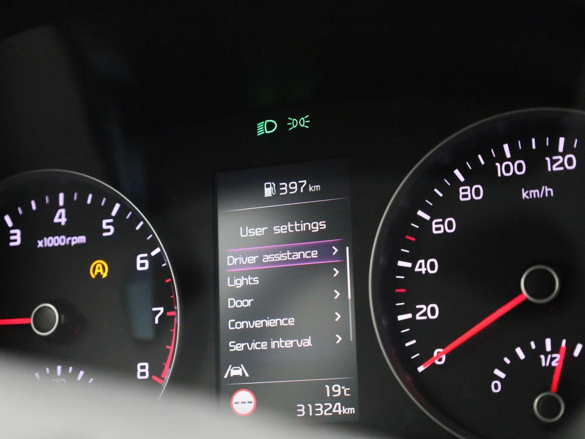 Kia-Stonic-image-25