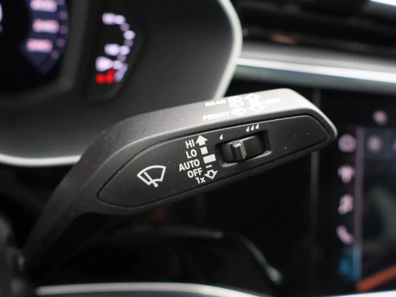Audi-Q3-image-24