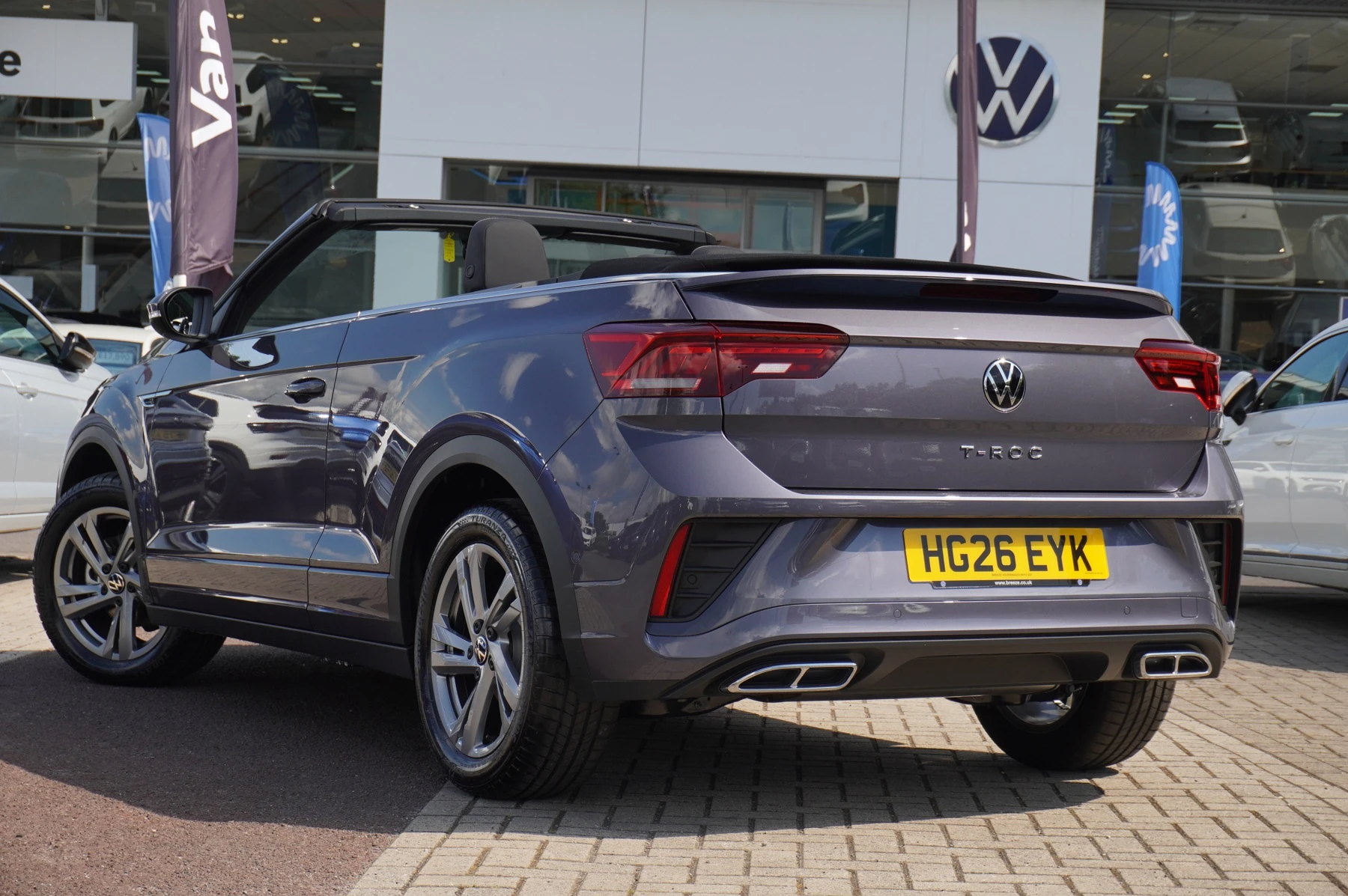 Volkswagen-T-Roc-image-2
