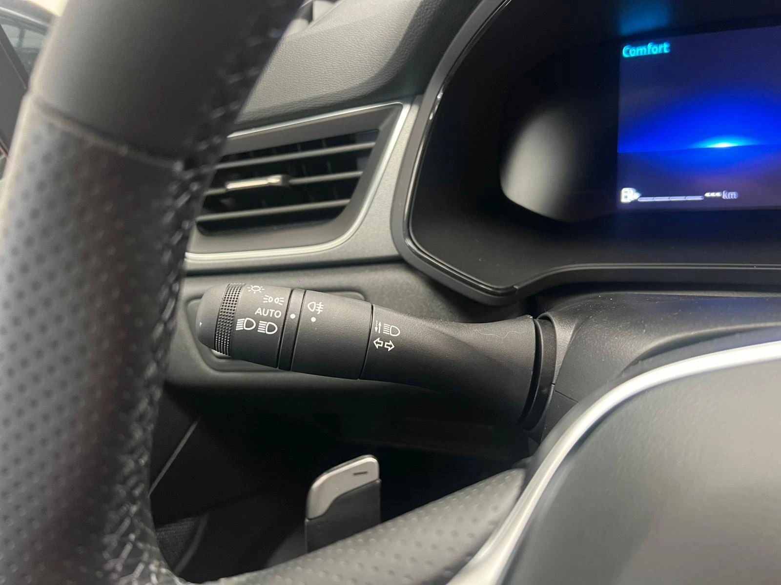 Renault-Captur-image-15