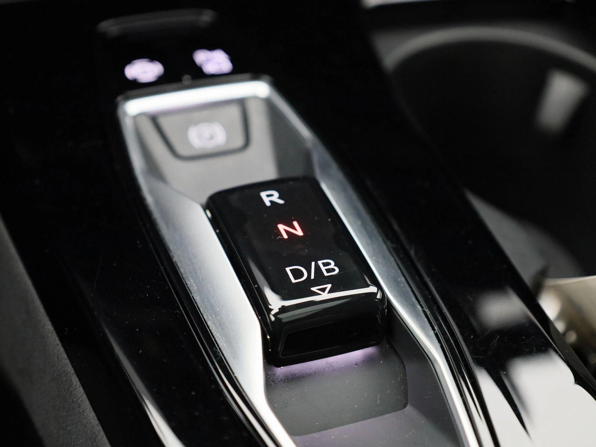 Audi-Q6 e-tron-image-19