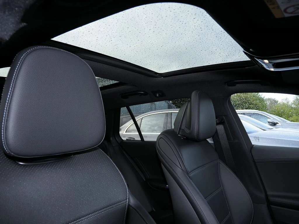 Mercedes-Benz-C-Klasse 220 d-image-12
