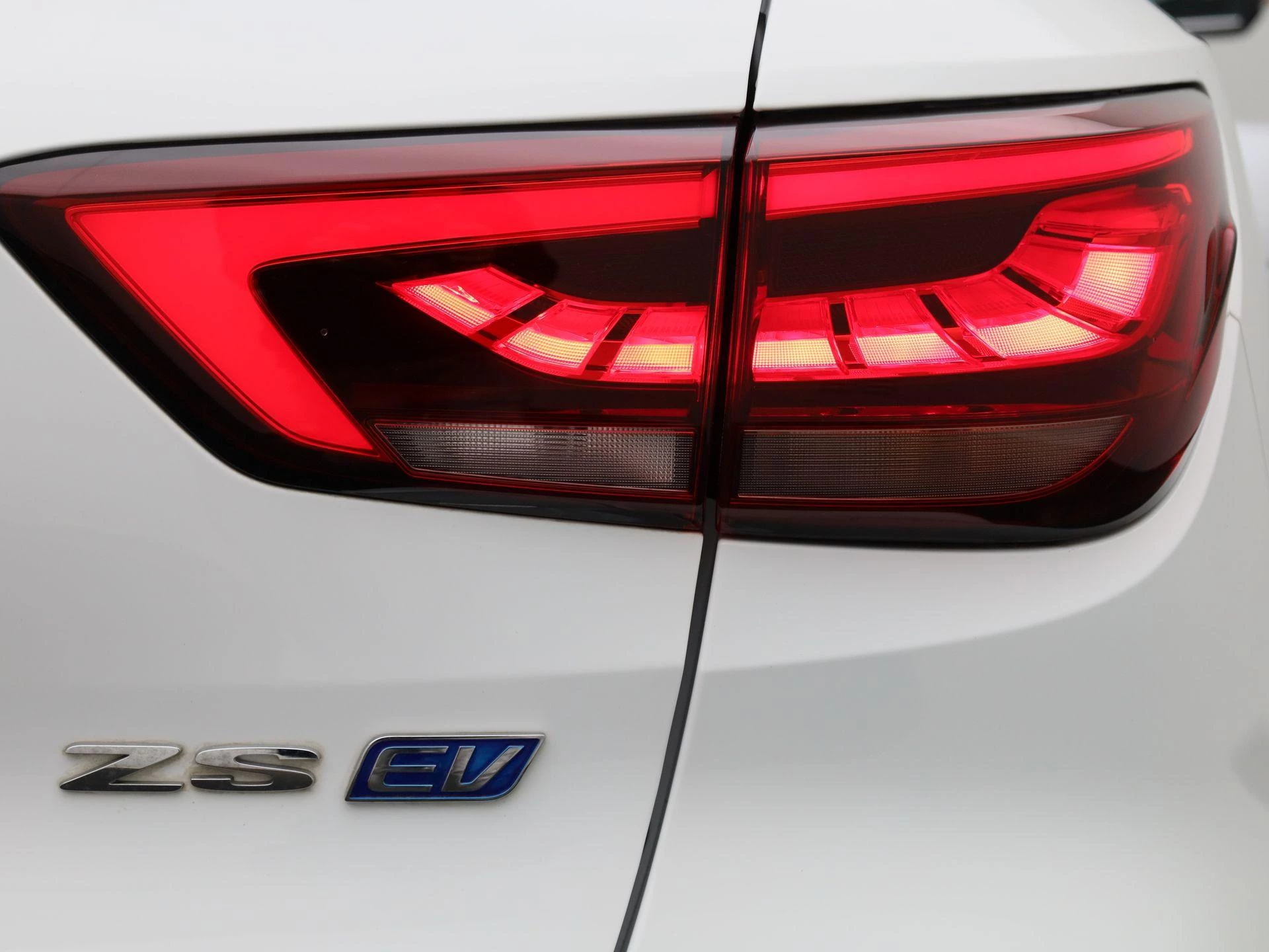 MG-ZS-image-34