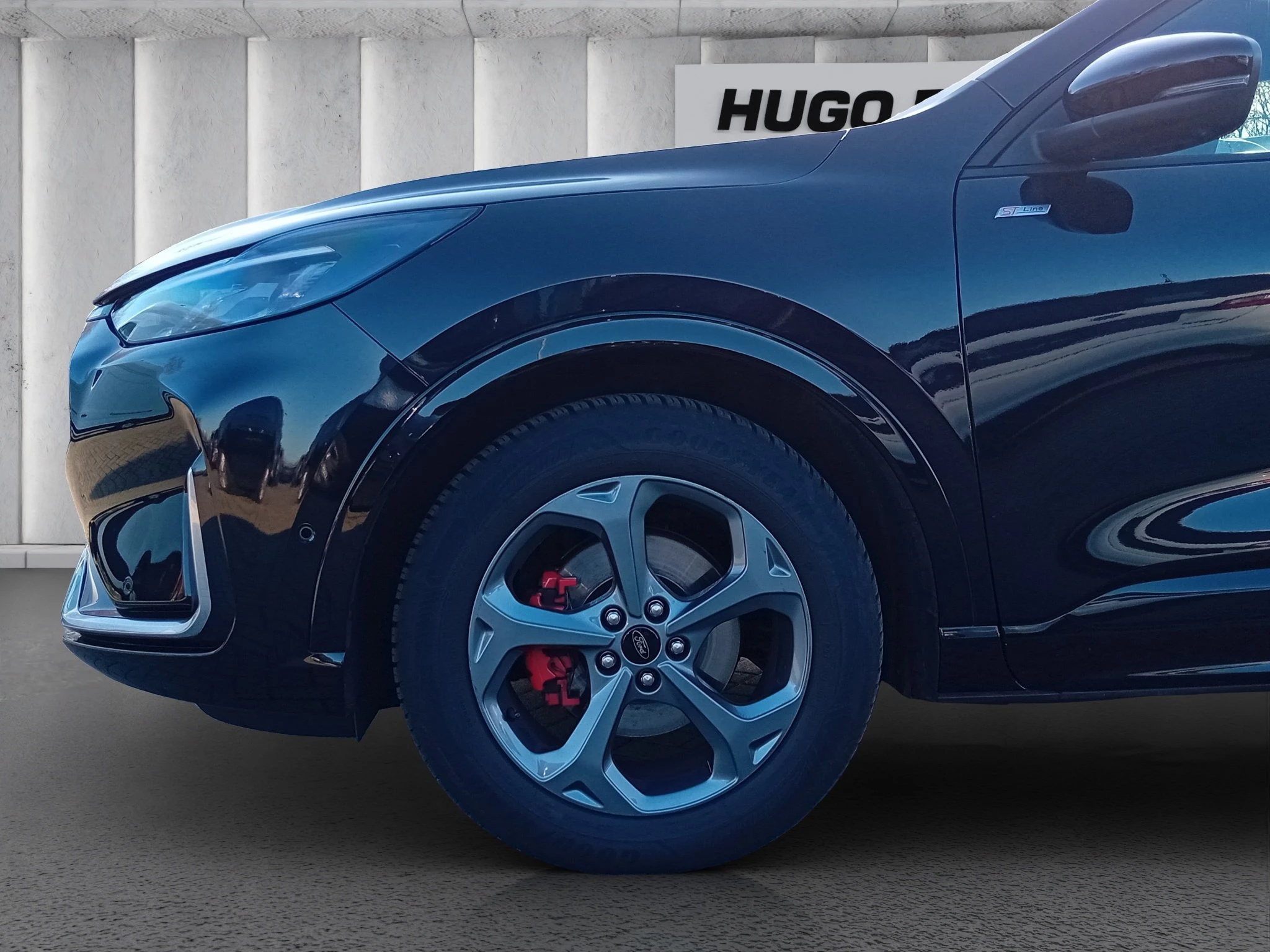 Ford Kuga ST-Line X Aut.*PANO*AHK*360GRAD*LED-MATRIX*NAVI*GRA*WINTER-PKT.
