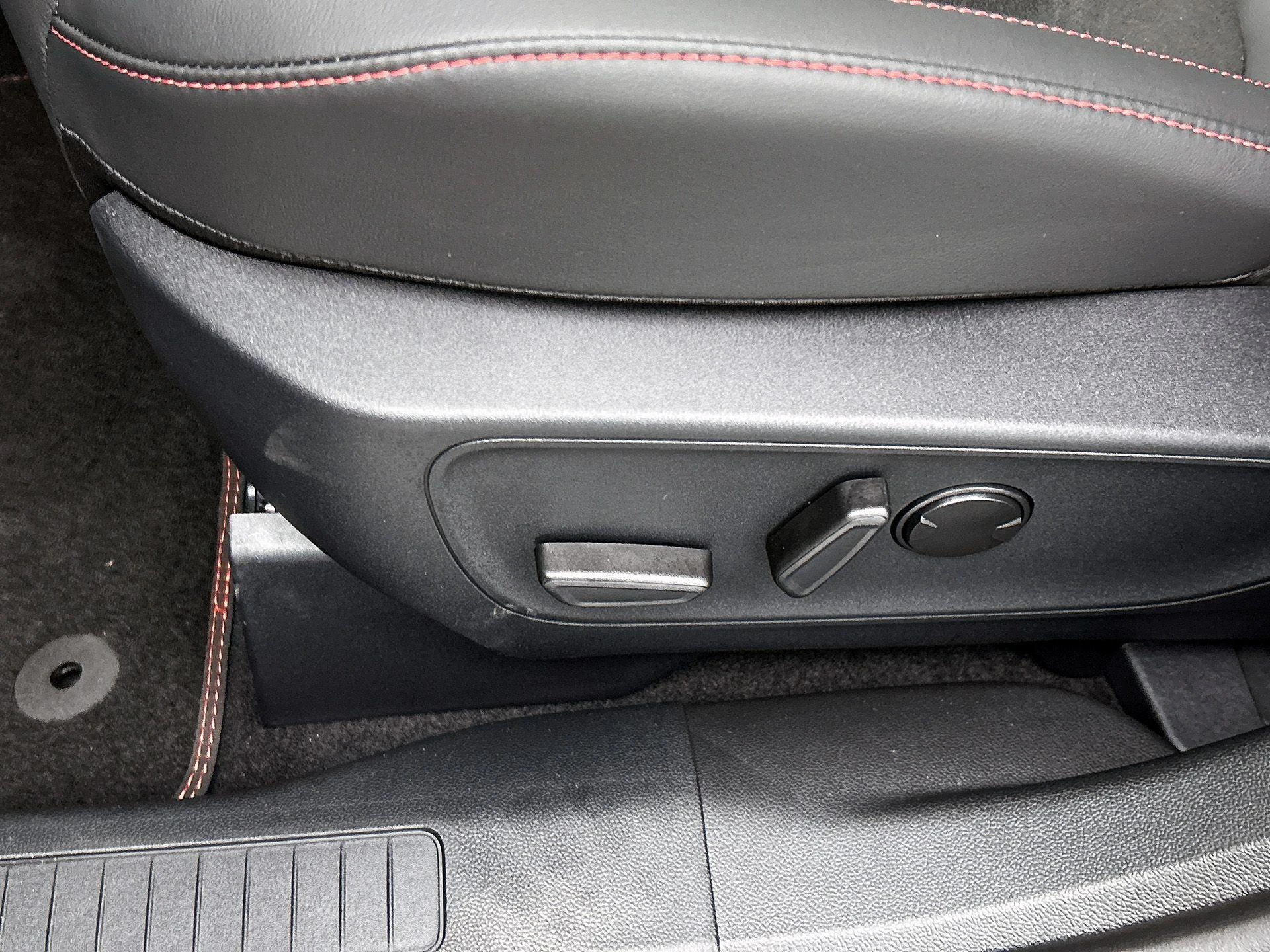 Ford-Kuga-image-24