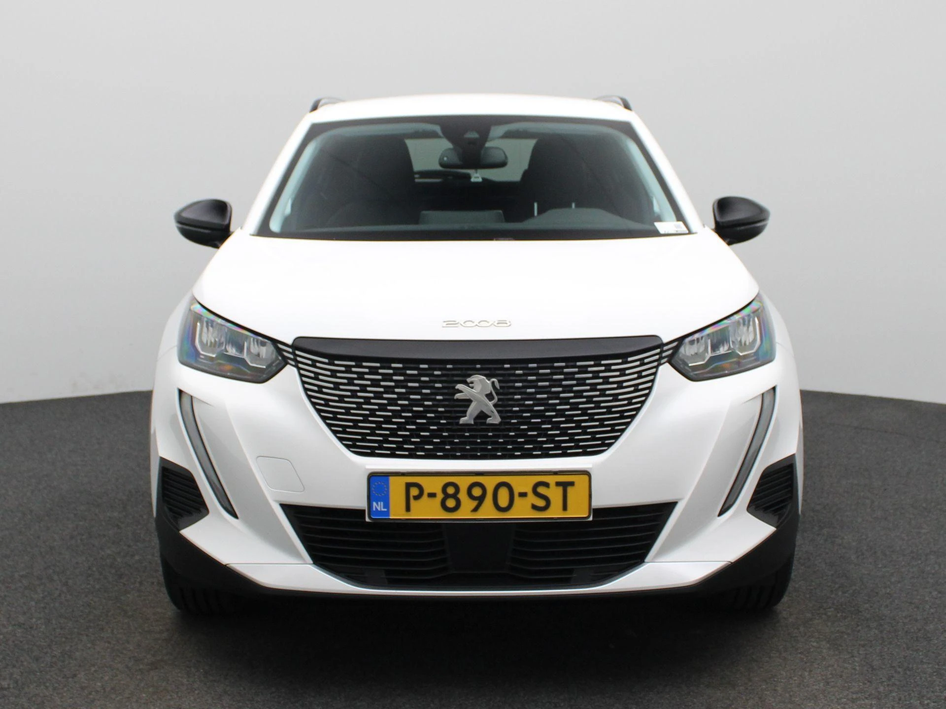 Peugeot-2008-image-2