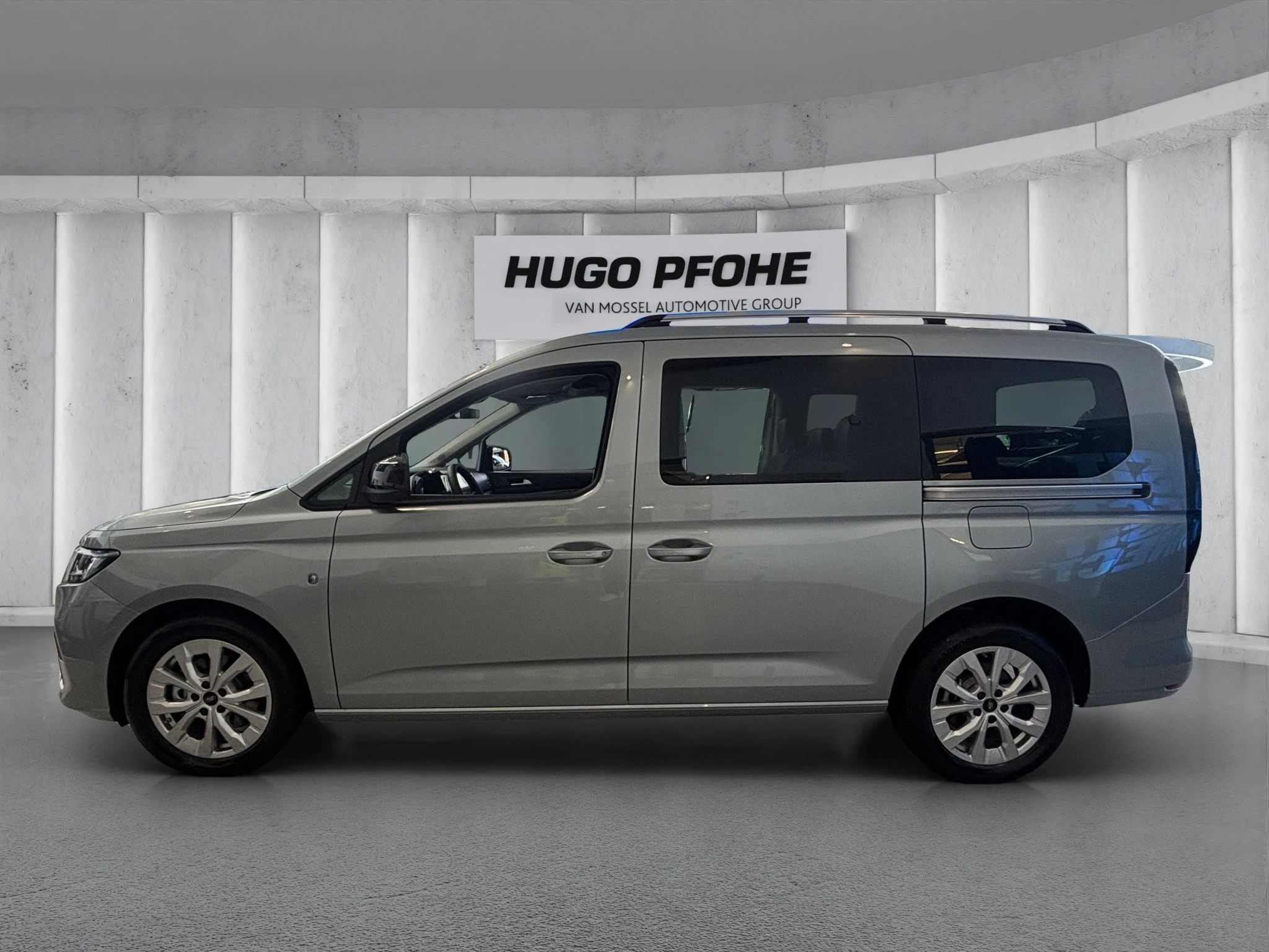 Ford-Tourneo Connect-image-1