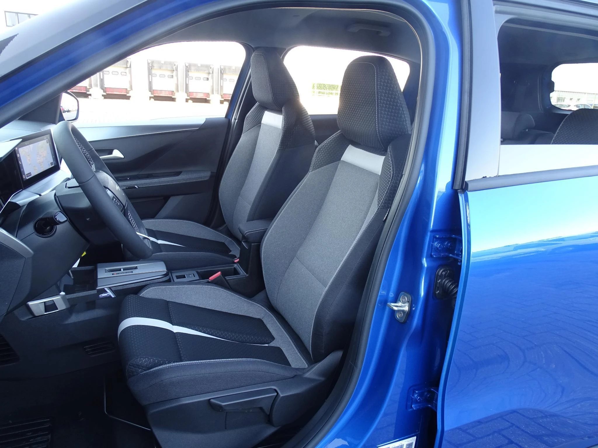 Opel-Frontera-image-6