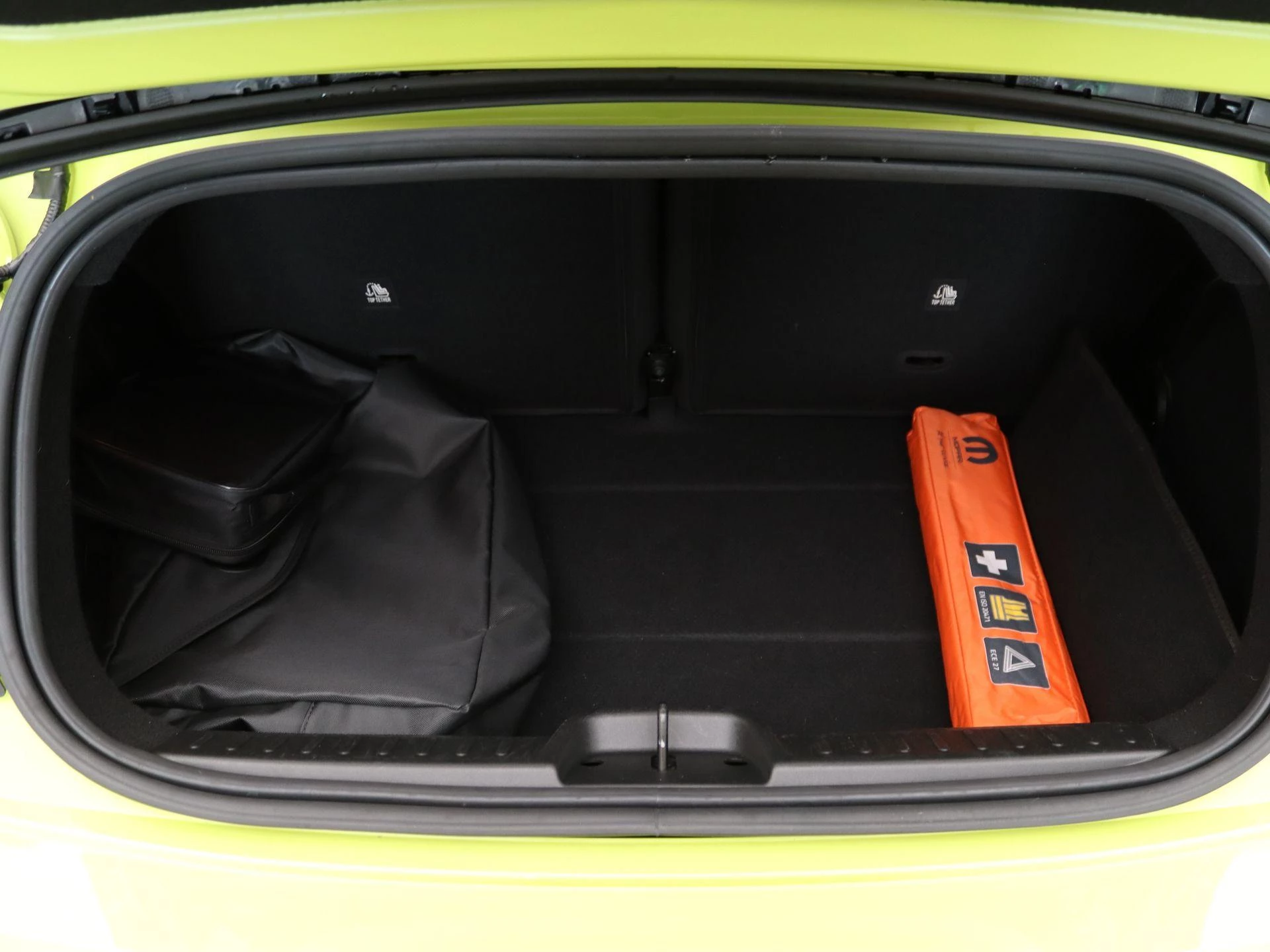 Abarth-500e-image-25