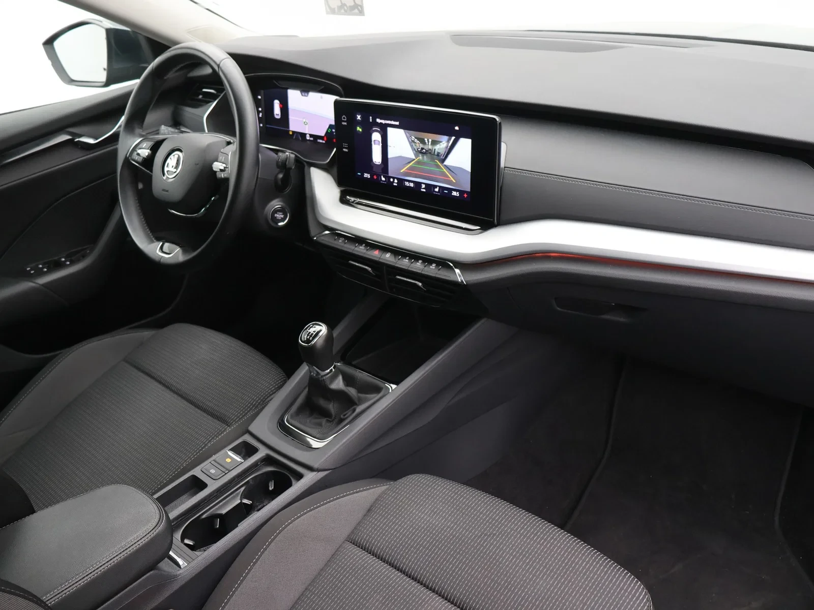 Škoda Octavia Combi Octavia Combi Clever 2.0TDI 115PK *CAMERA*PDC*KEYLESS GO*VIRTUAL COCKPIT*SFEERVERLICHTING*...*