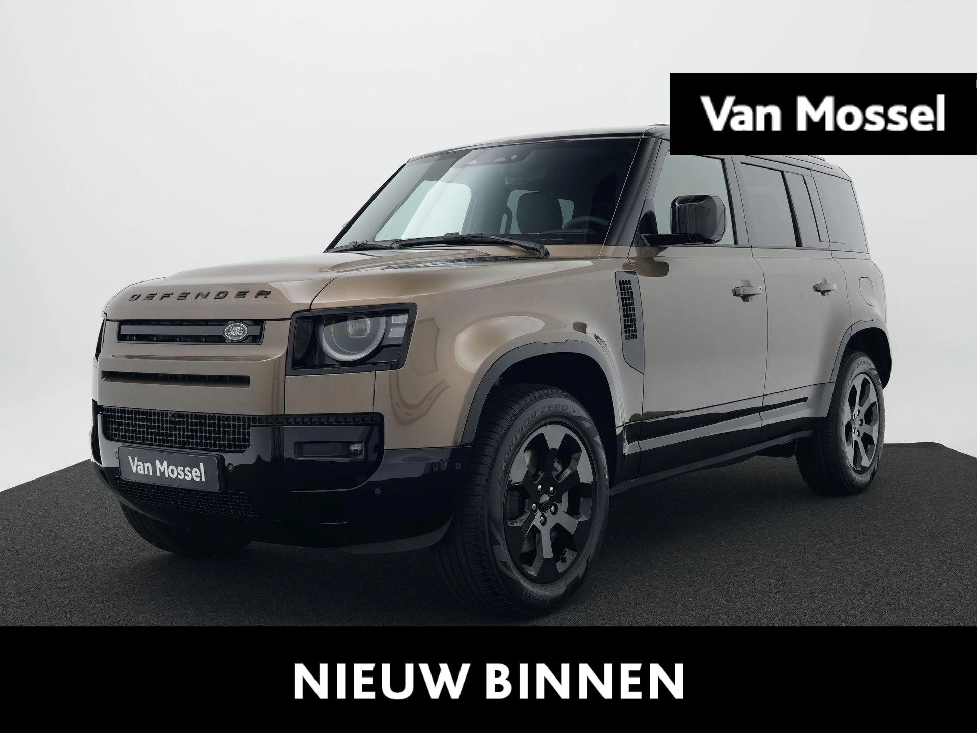 Land Rover-Defender-image-0