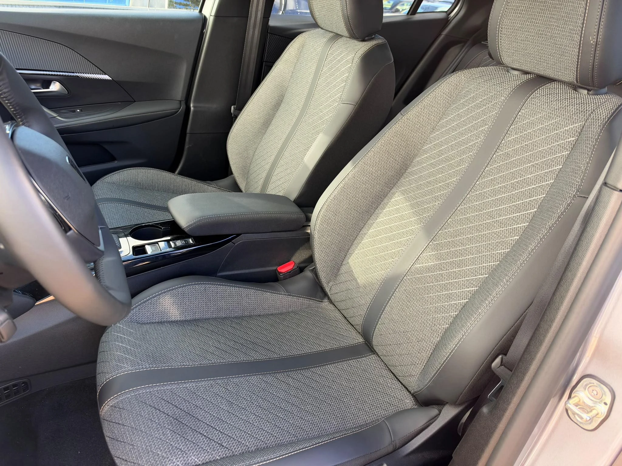Peugeot-2008-image-20