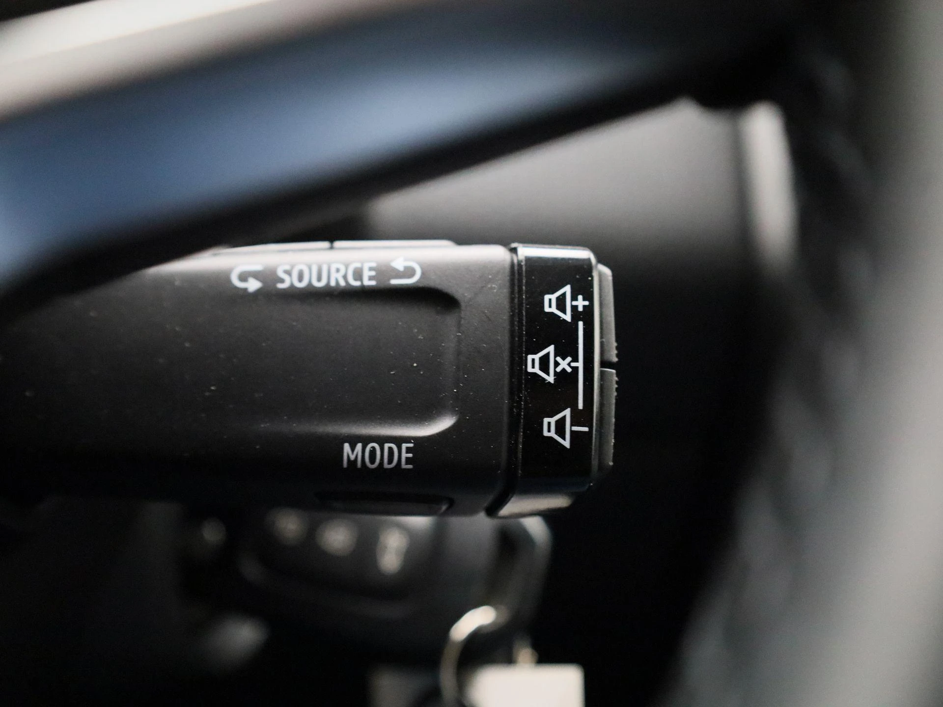 Renault-Clio-image-19