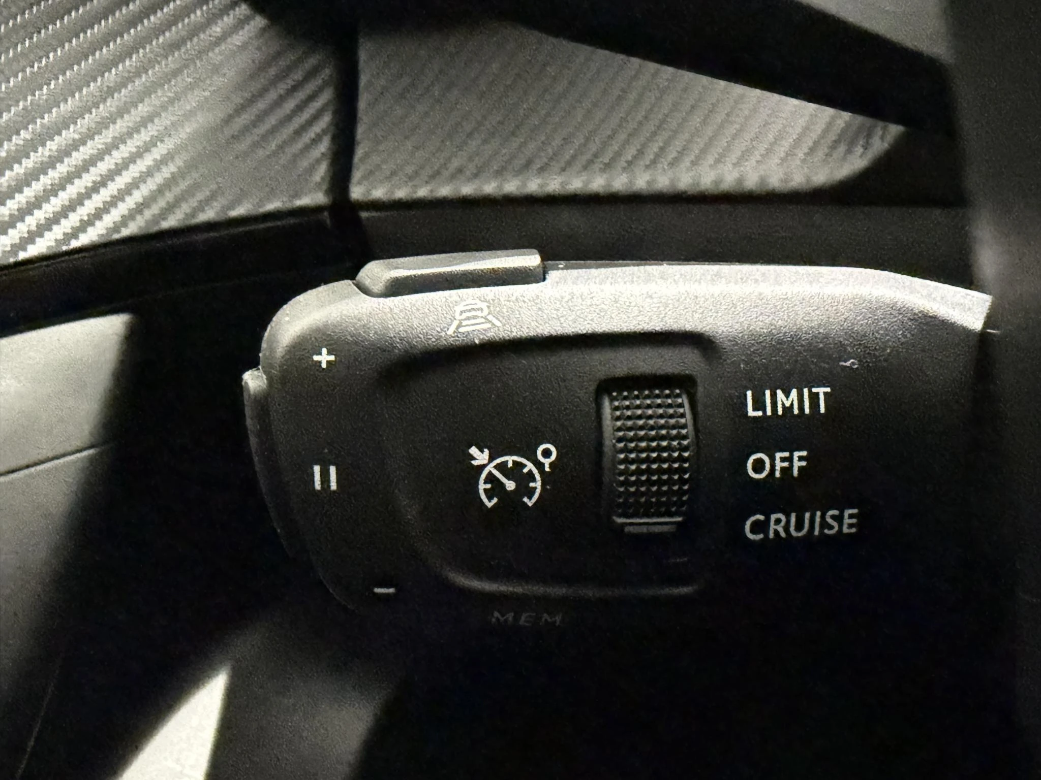 Peugeot-2008-image-18