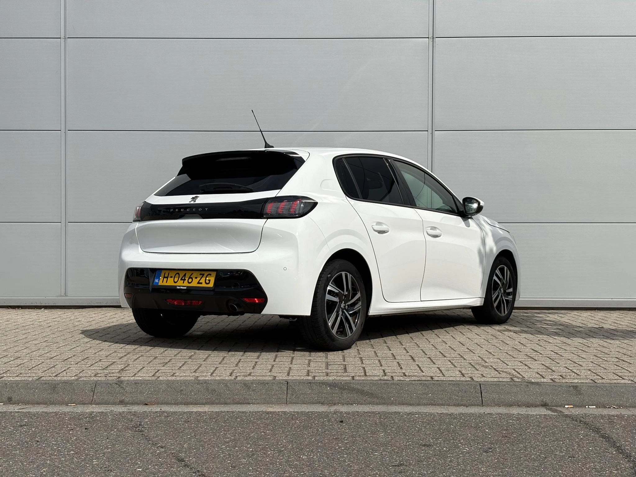 Peugeot 208 1.2 PureTech Allure