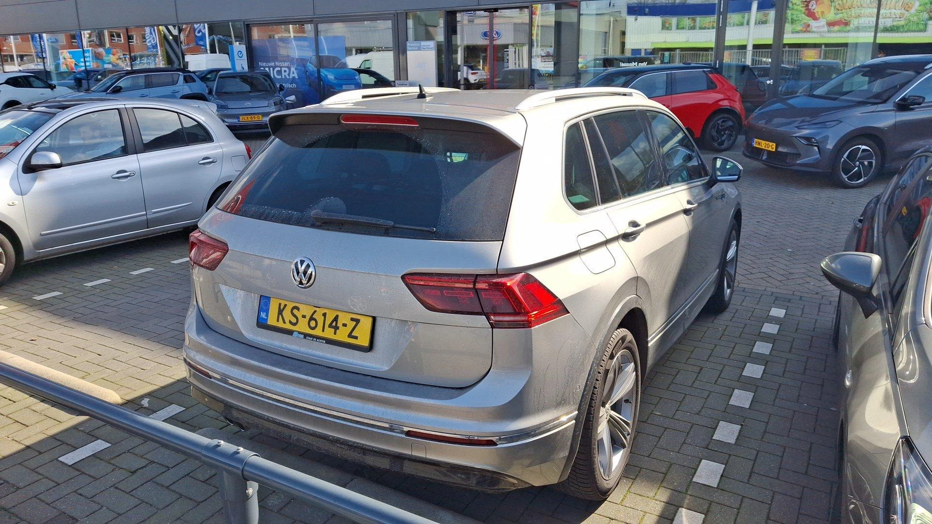 Volkswagen-Tiguan-image-5