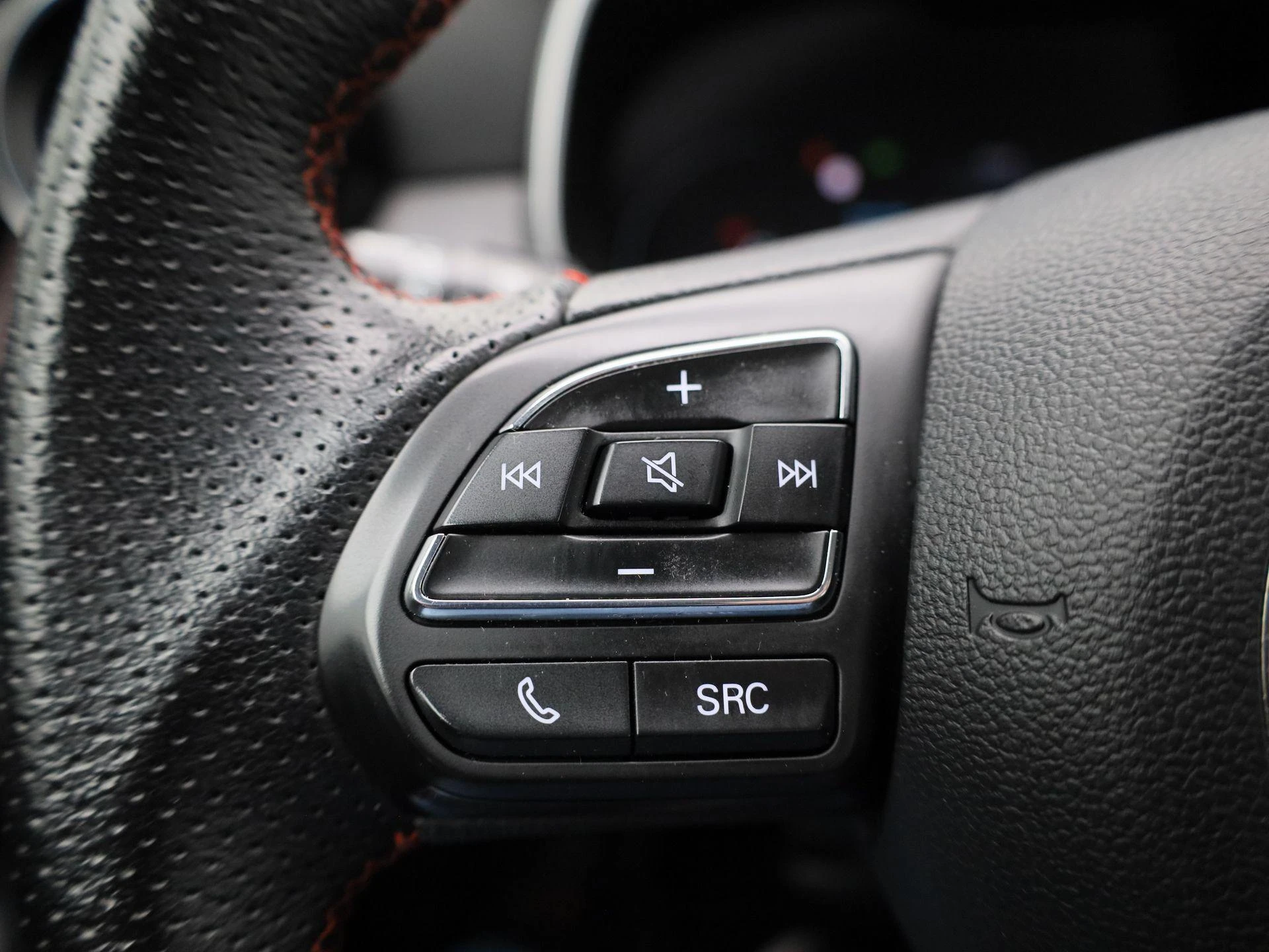 MG-ZS EV-image-18