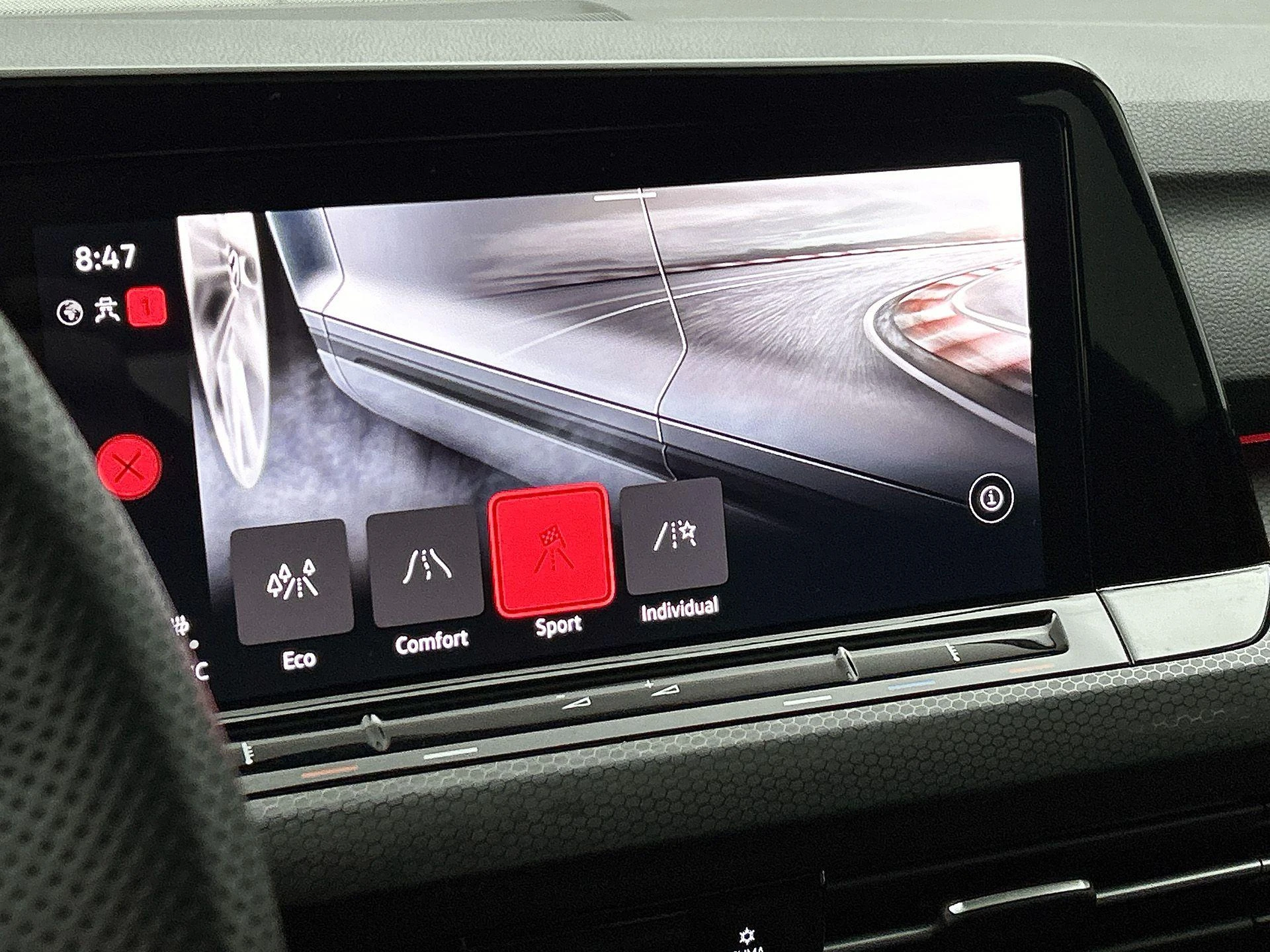 Volkswagen-Golf-image-10