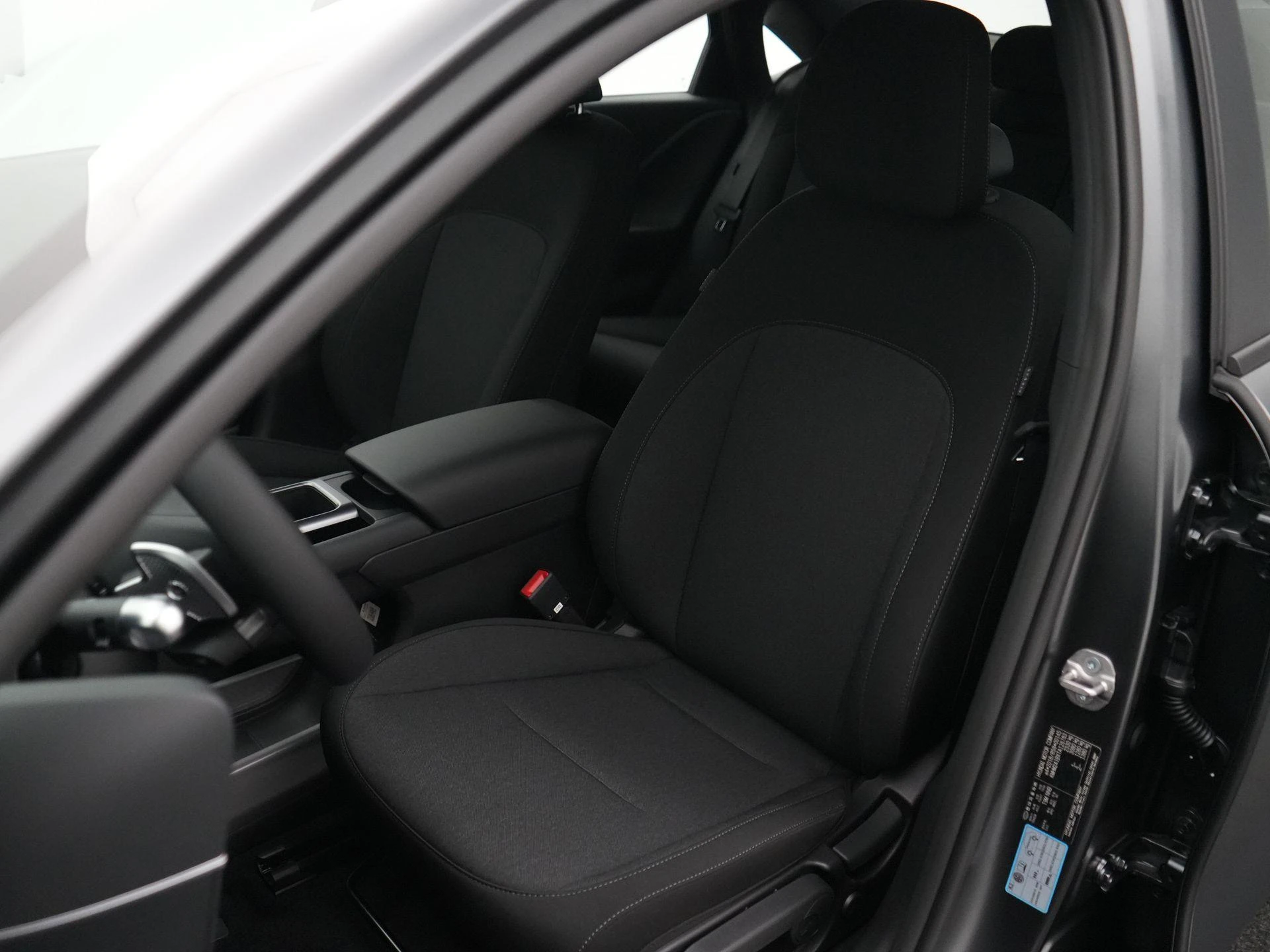 Hyundai-IONIQ 6-image-7