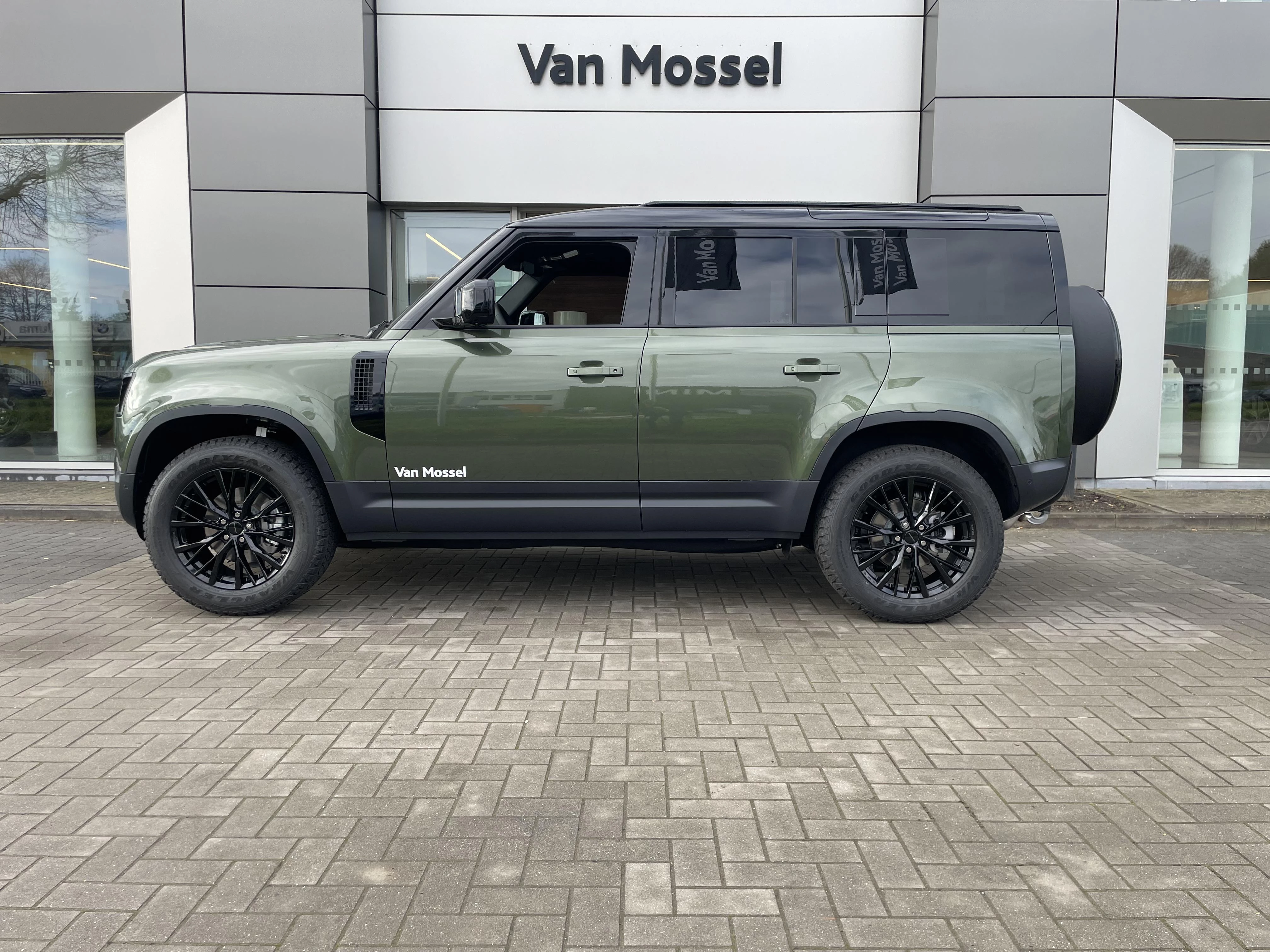 Land Rover Defender 110 D200 S Demo