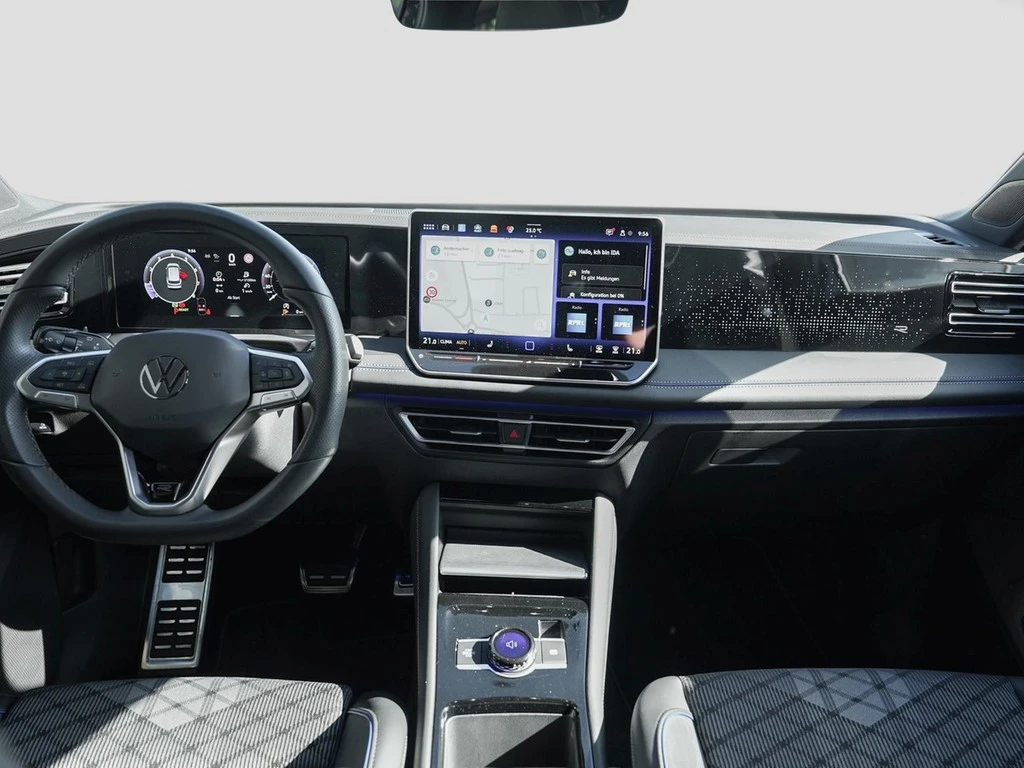 Volkswagen-Tiguan-image-10