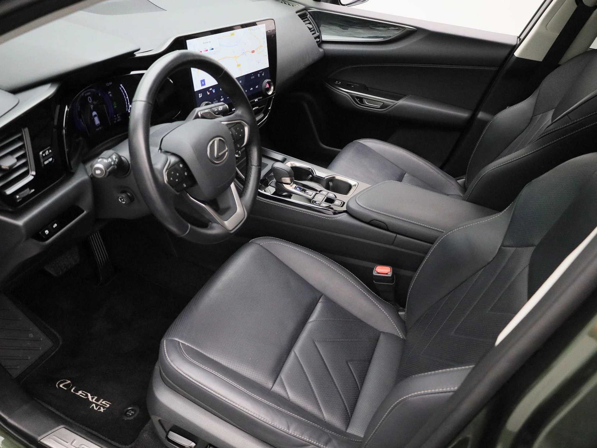 Lexus-NX-image-15