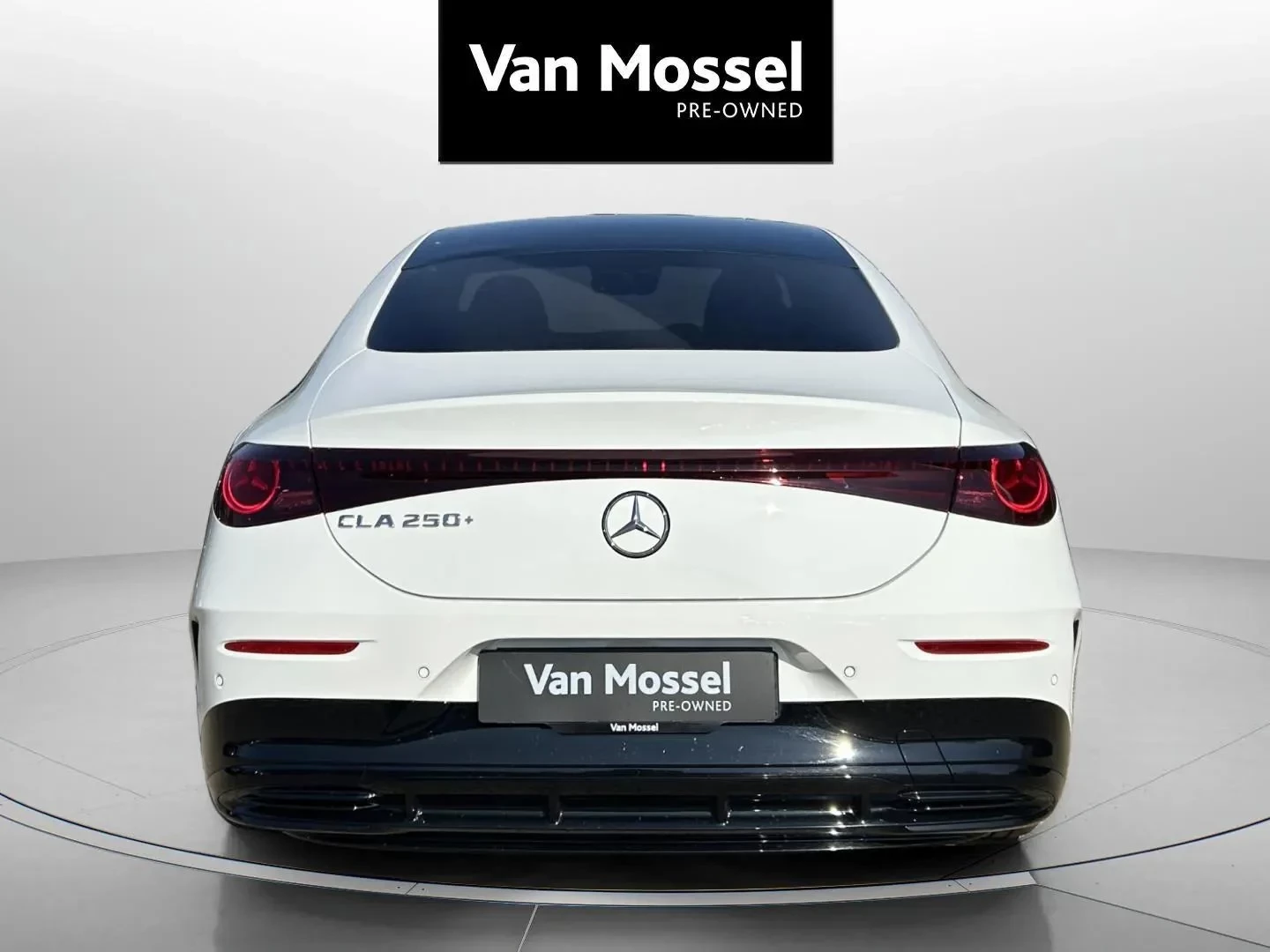 Mercedes-Benz-CLA-image-5