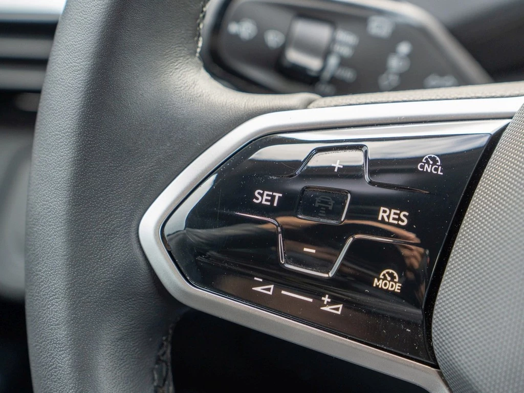 Volkswagen ID.4 Pure Performance Wärmepumpe, Navi