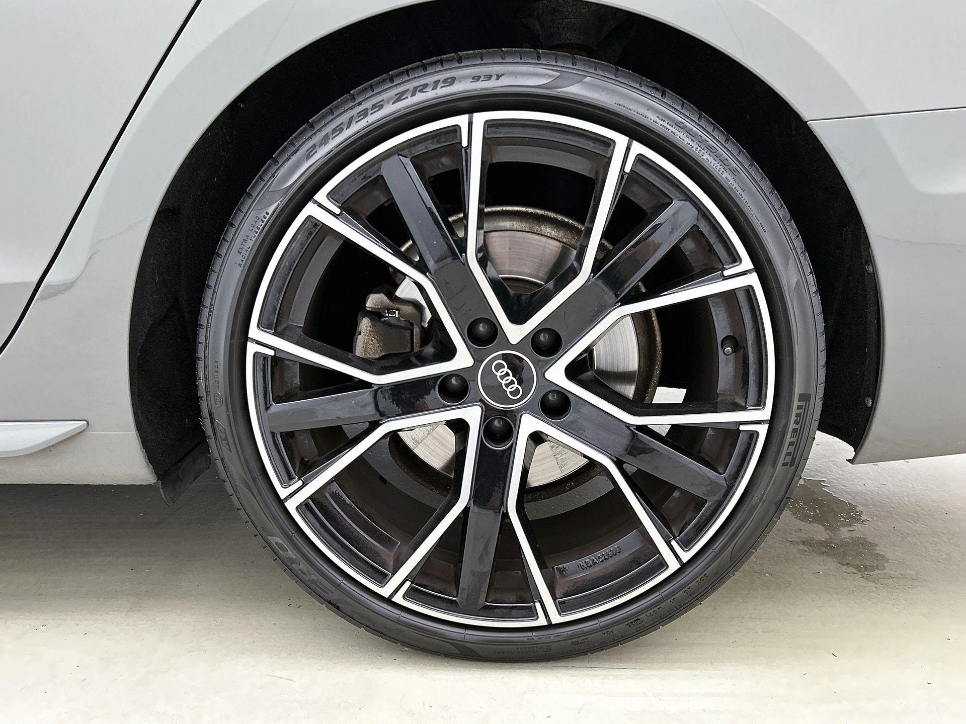 Audi A4 Avant 35 TFSI Launch edition Sport 150 PK