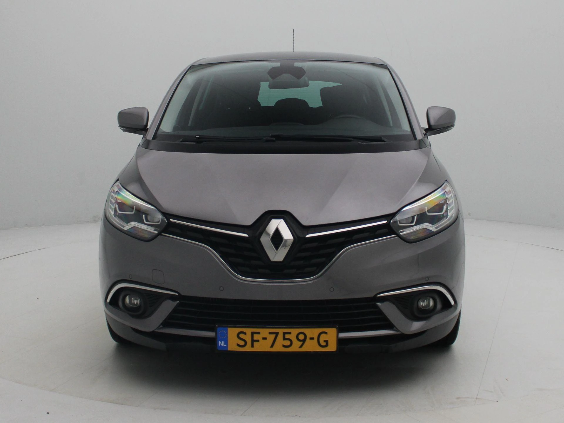 Renault-Scénic-image-2
