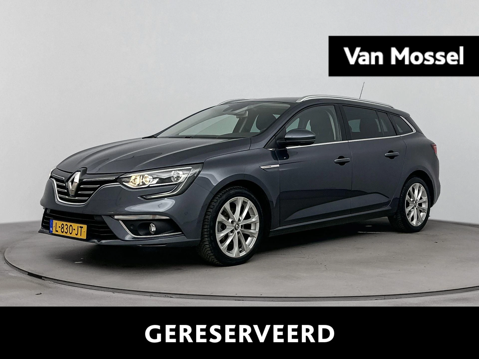 Renault-Mégane Estate-image-0