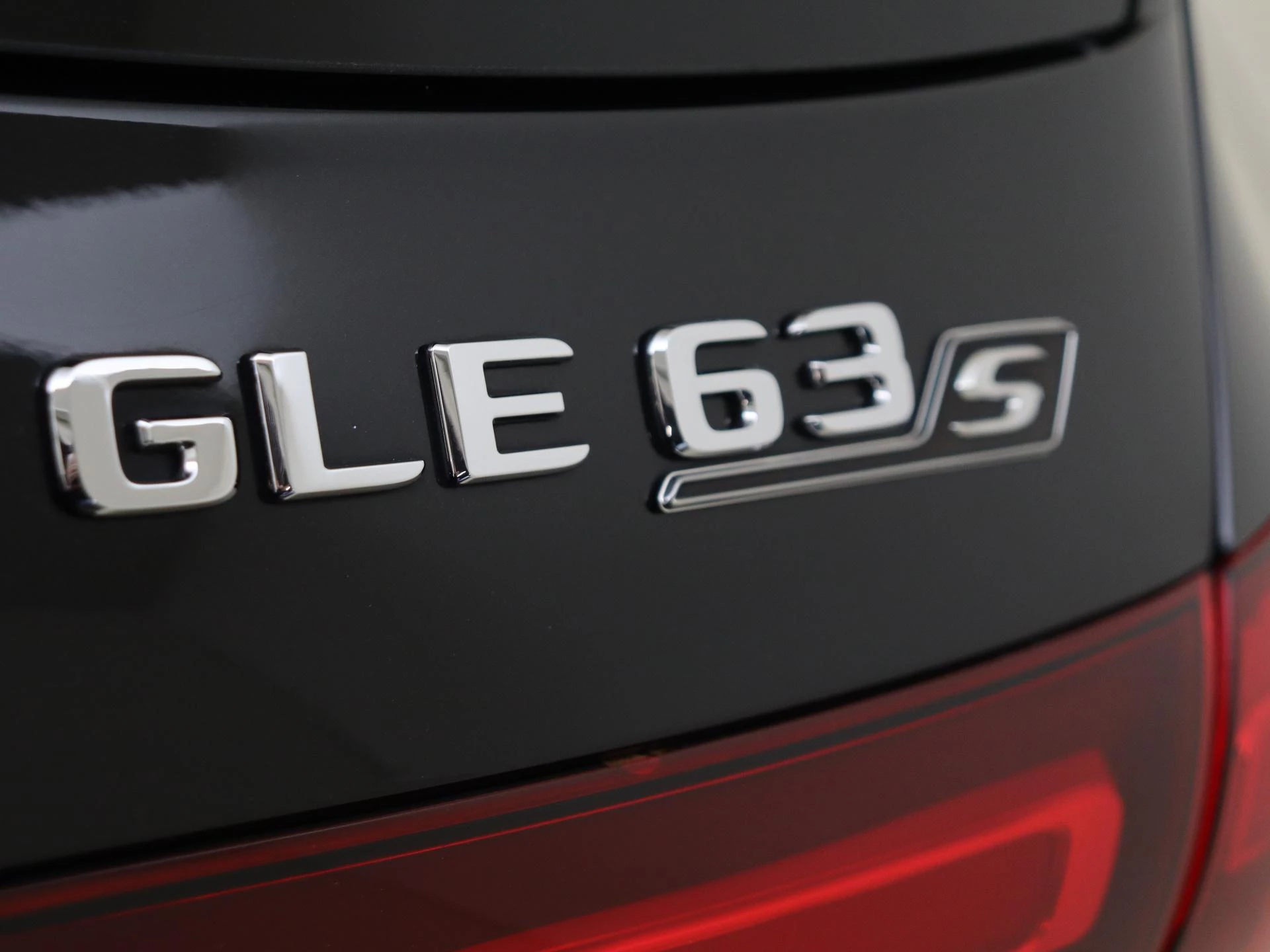 Mercedes-Benz-GLE-image-44