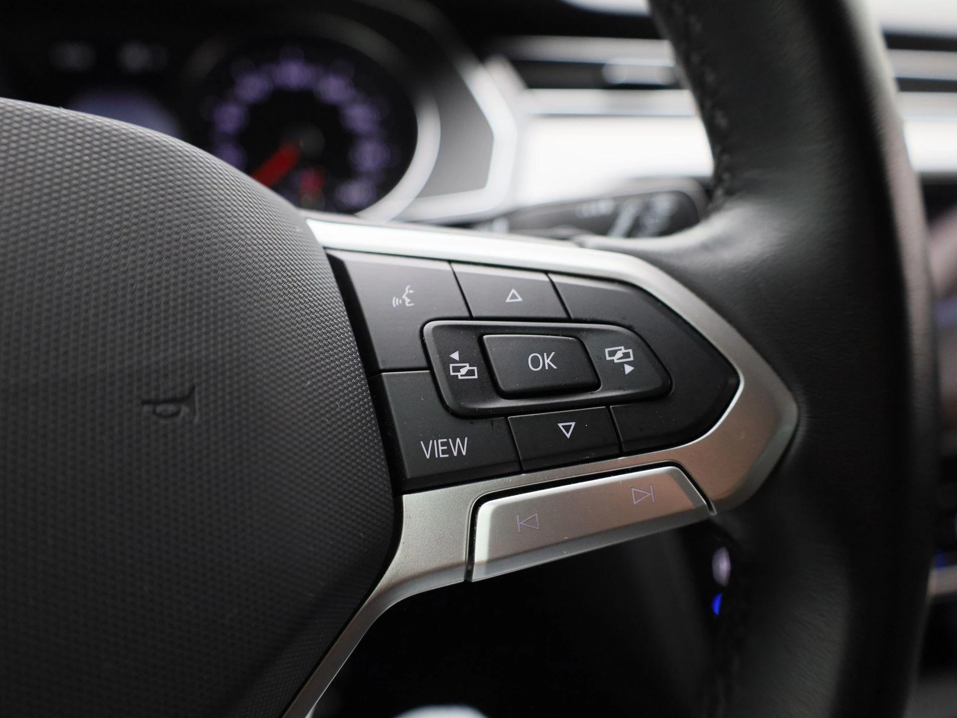 Volkswagen-Passat-image-20