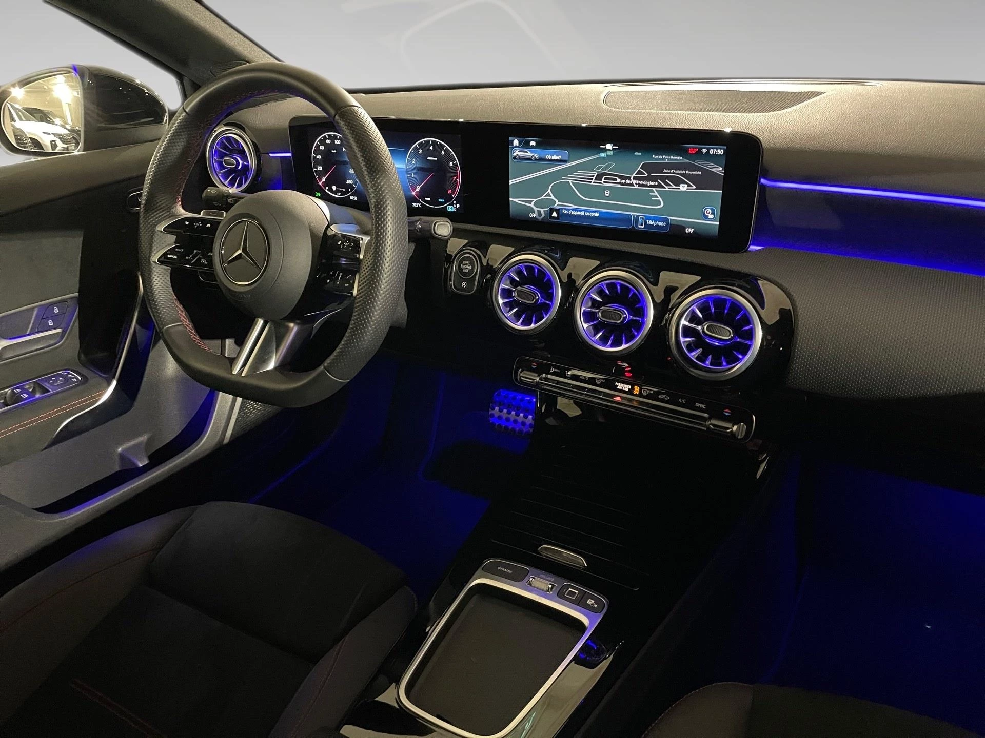 Mercedes-Benz-Classe A-image-6