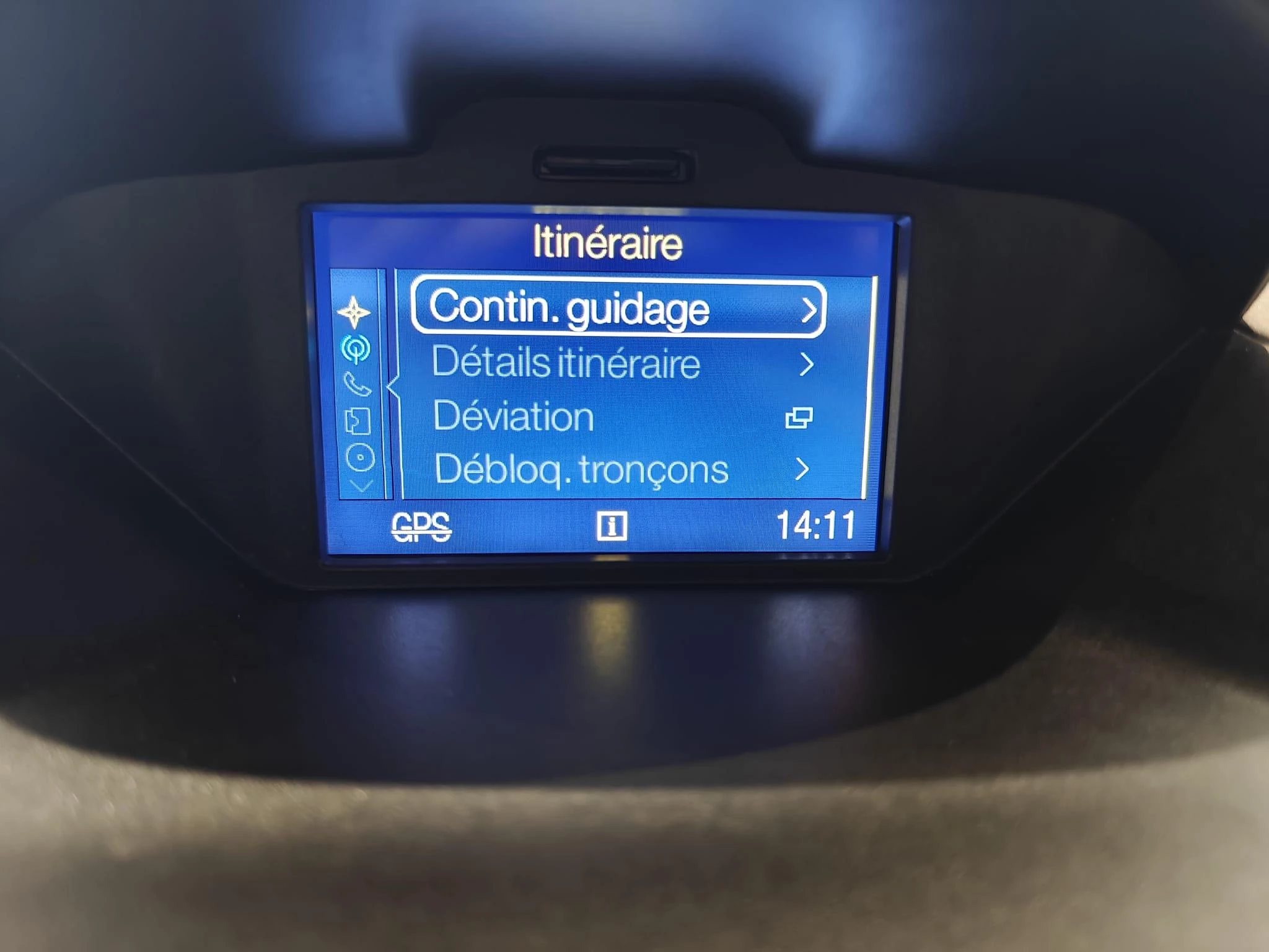 Ford-Transit Courier-image-14