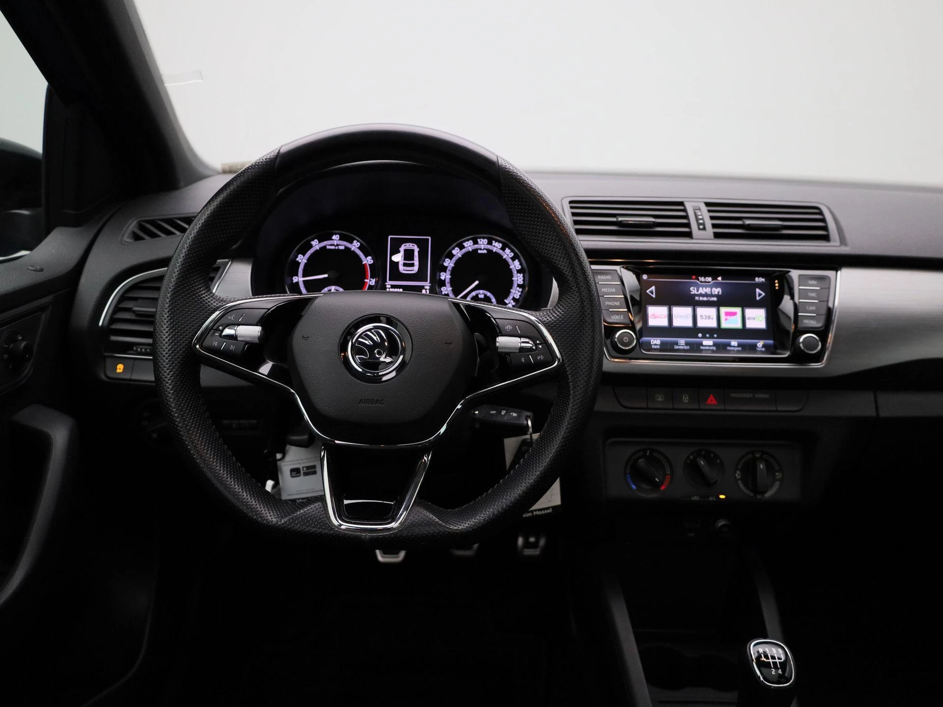 Škoda-Fabia-image-6