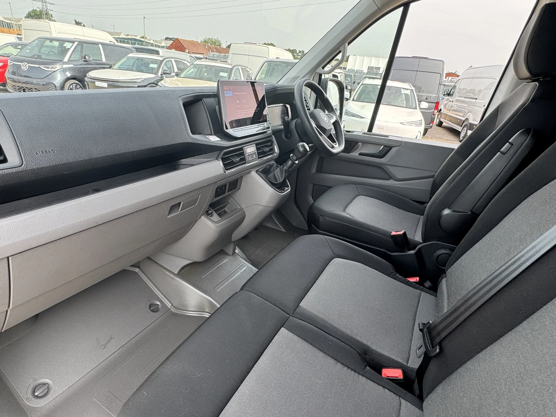 Volkswagen-Crafter-image-1