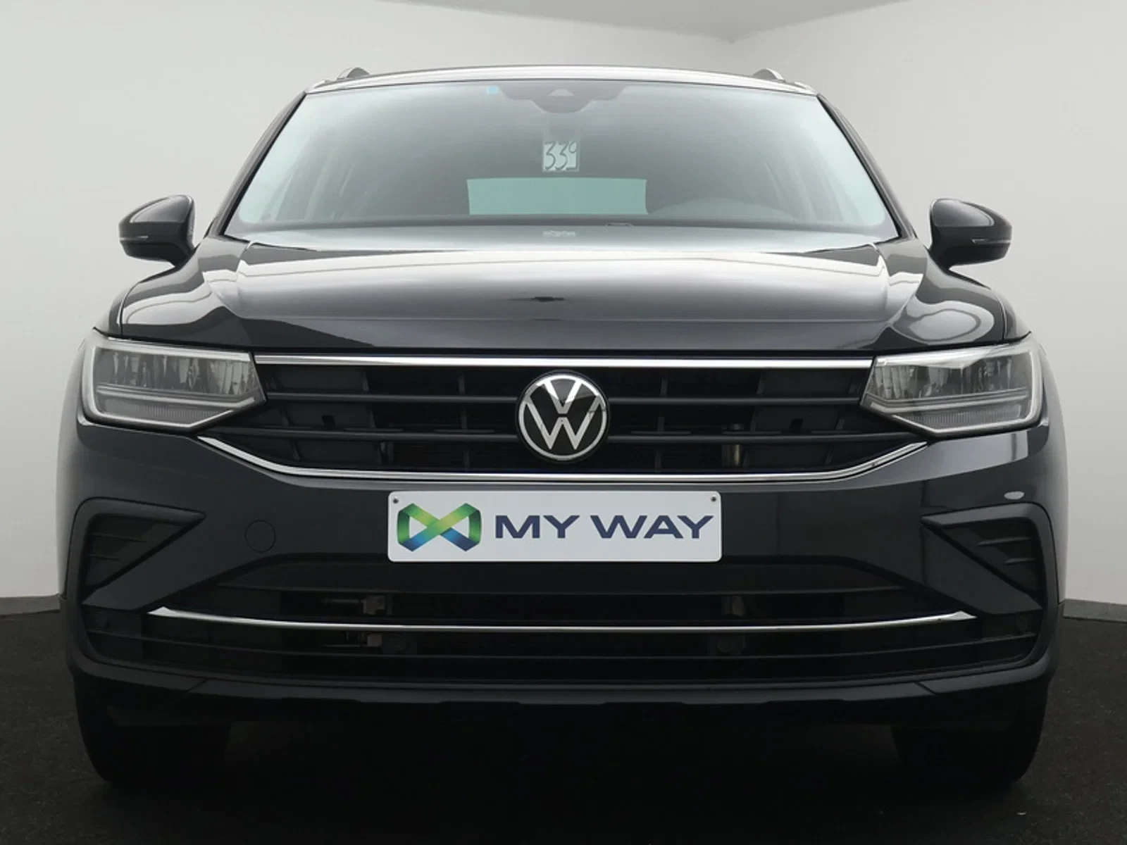 Volkswagen-Tiguan-image-25