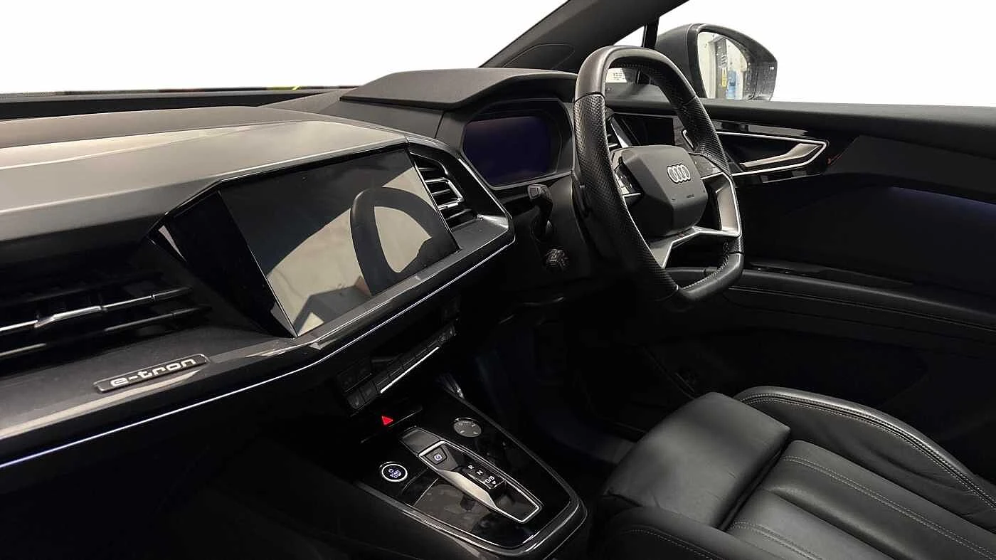 Audi-Q4 e-tron-image-1