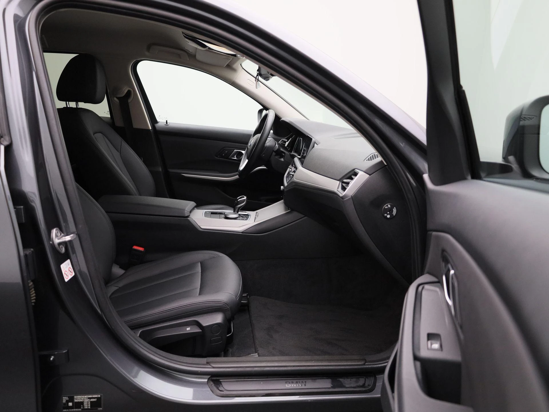 BMW-3 Serie-image-36