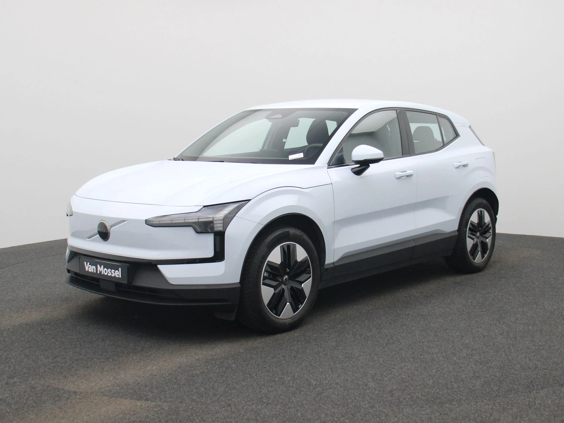 Volvo-EX30-image-0