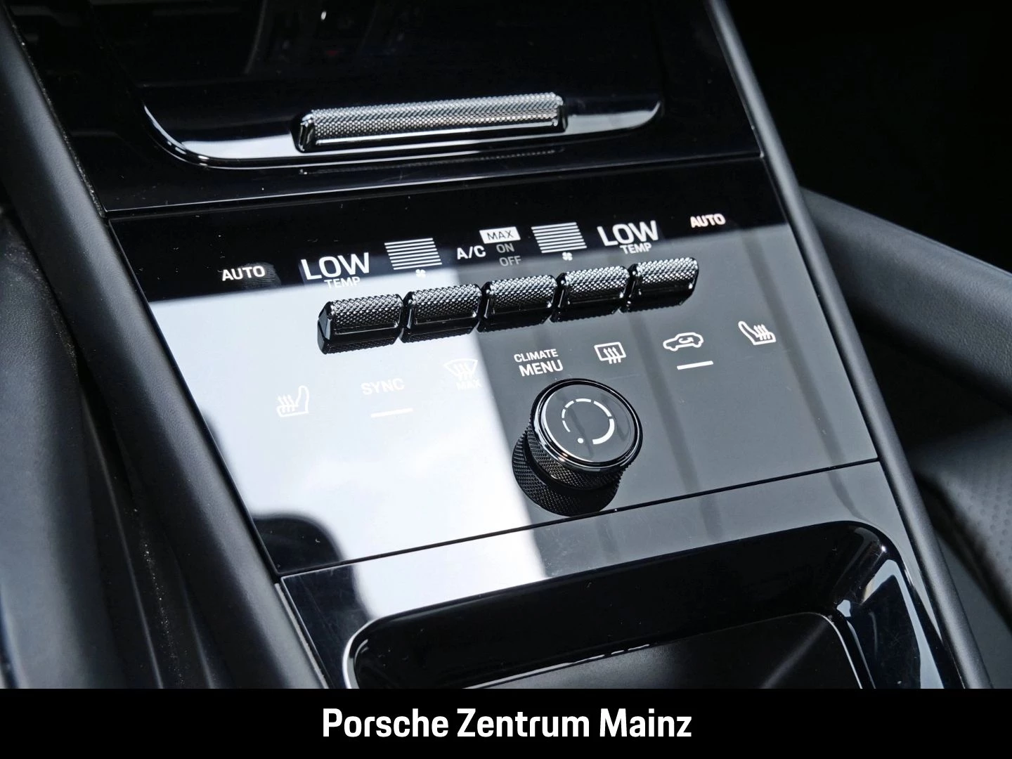 Porsche Cayenne E-Hybrid Coupe InnoDrive Head-Up BOSE -