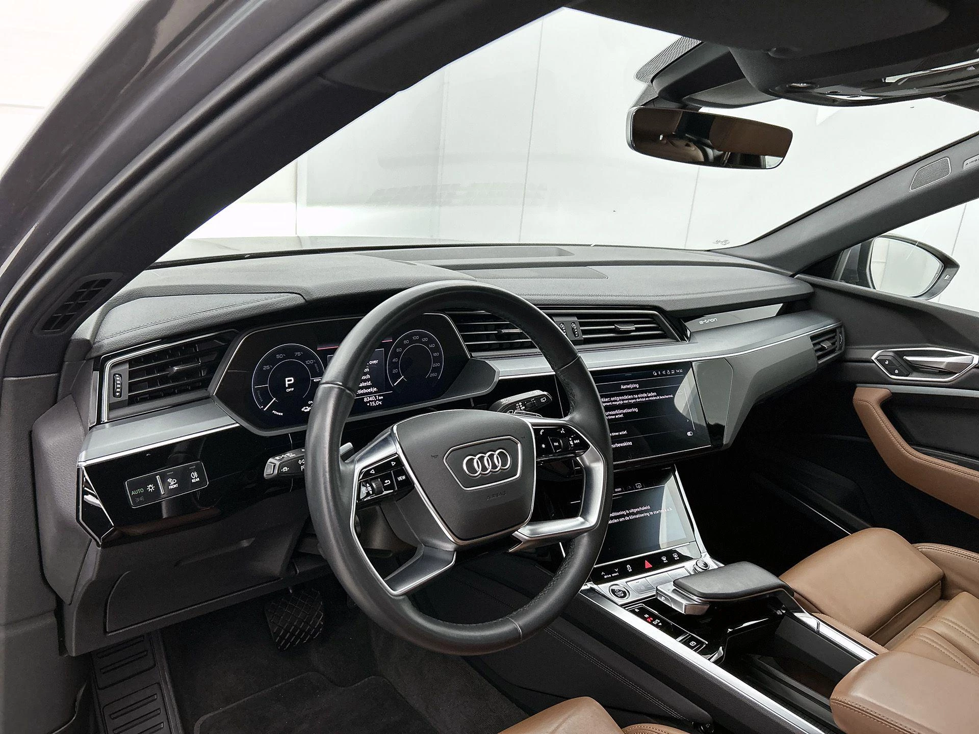 Audi-e-tron-image-12