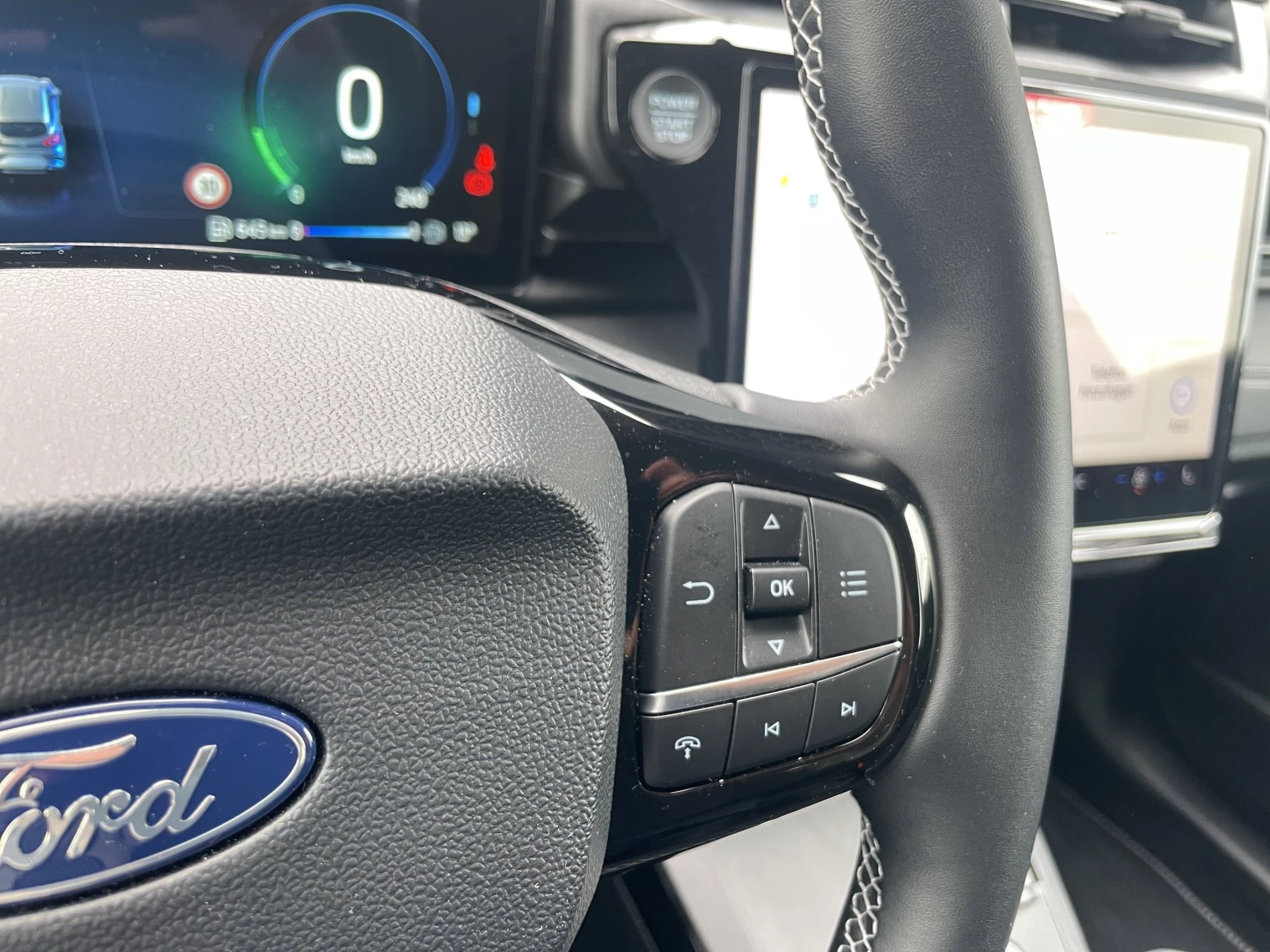 Ford Puma Titanium LED | NAV | KAM | ASSISTENZ | GJR