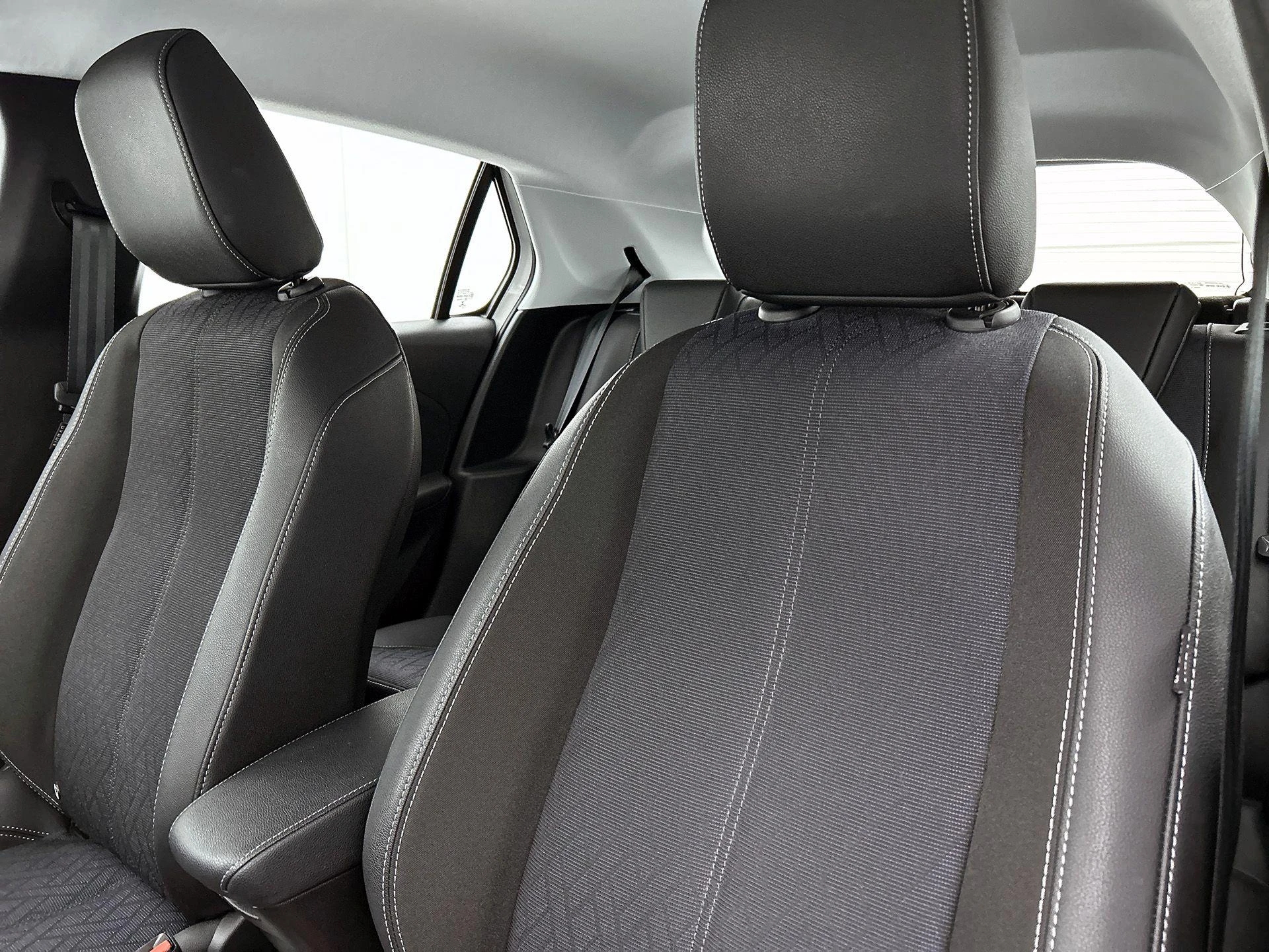 Opel-Corsa-image-10