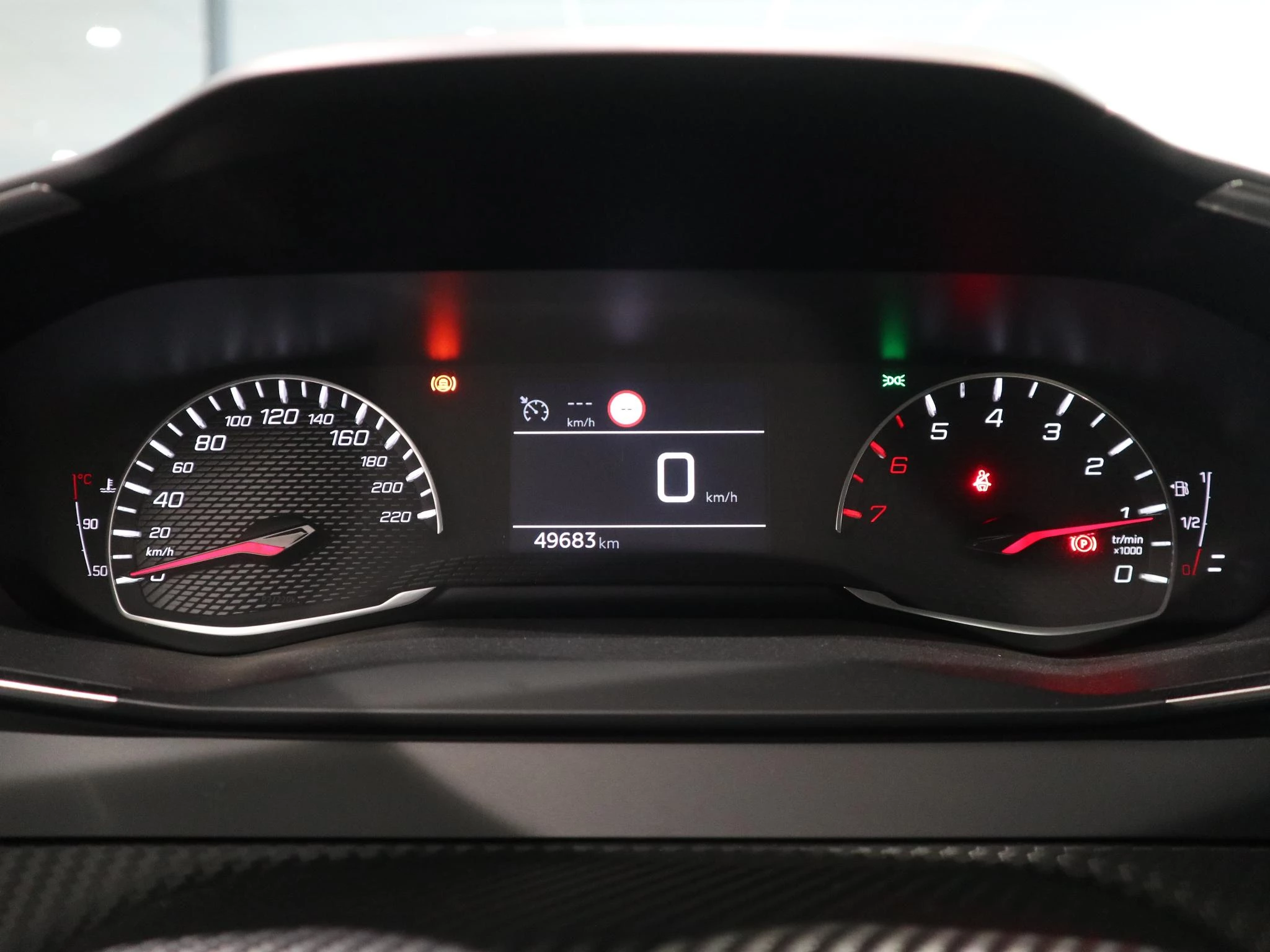 Peugeot-208-image-11