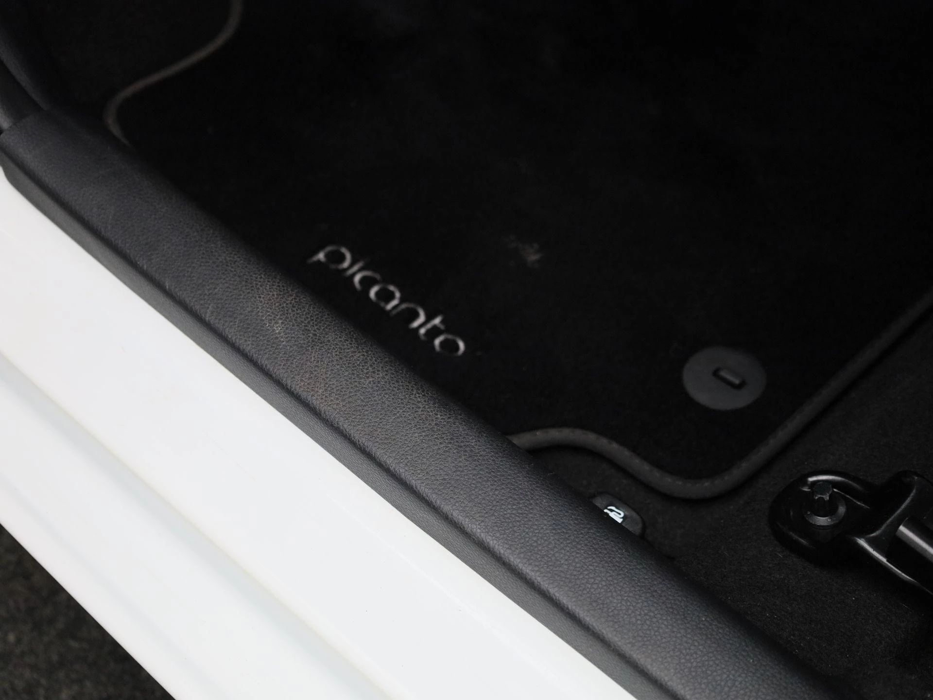 Kia-Picanto-image-23