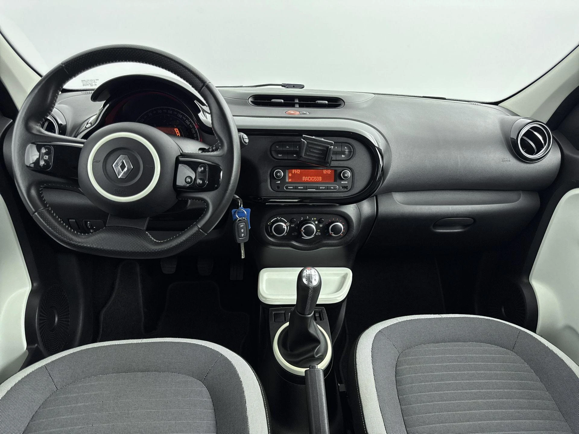 Renault-Twingo-image-7